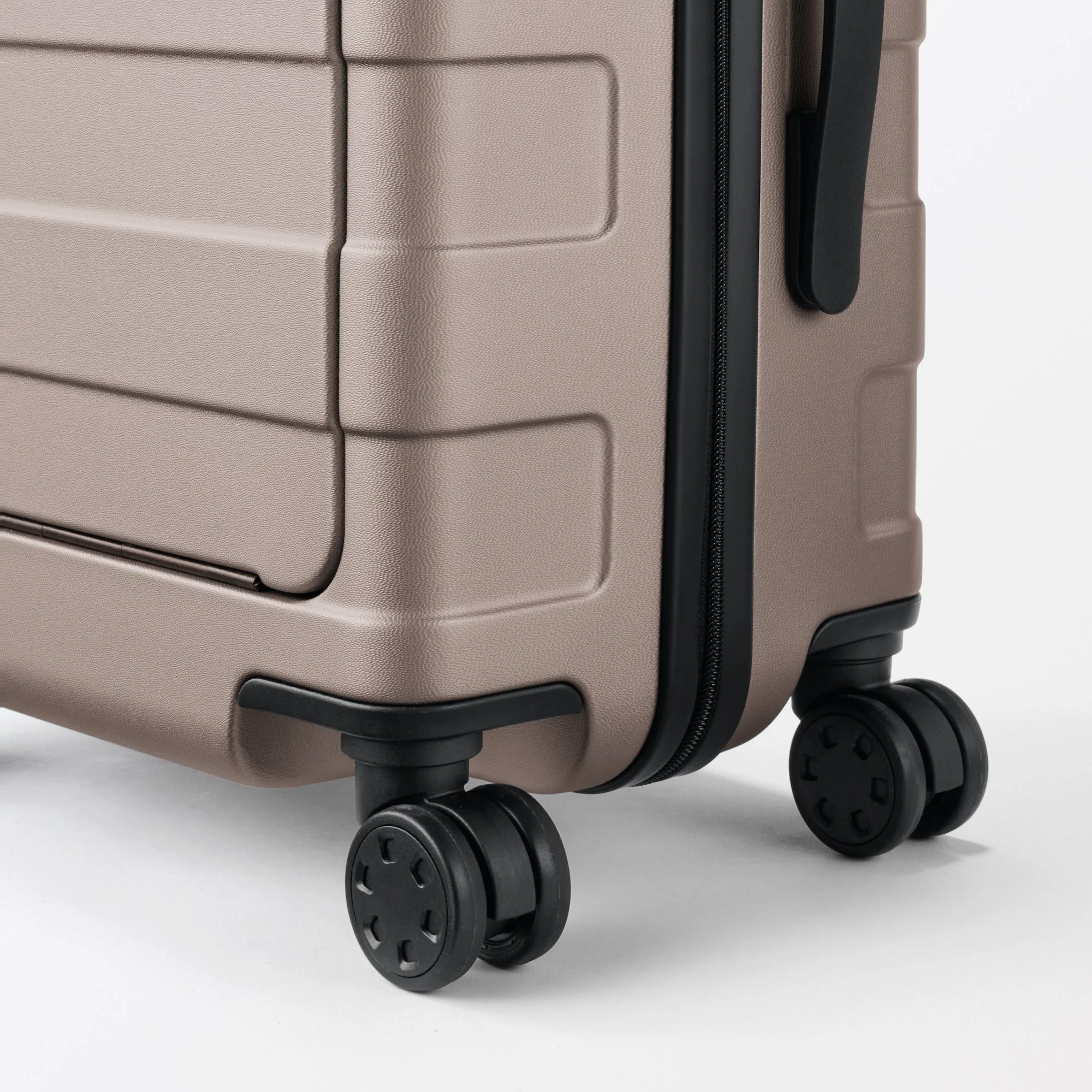 Adjustable Handle Front Open Hard Suitcase 32L | Carry-On - Image 9
