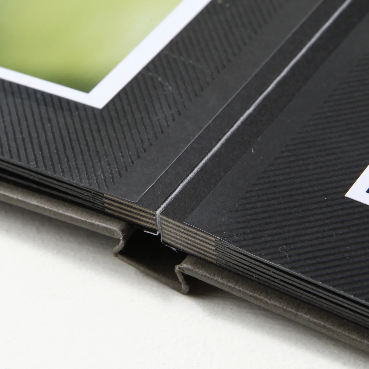 Hardcover Album 2 Row - Dark Grey - Image 4