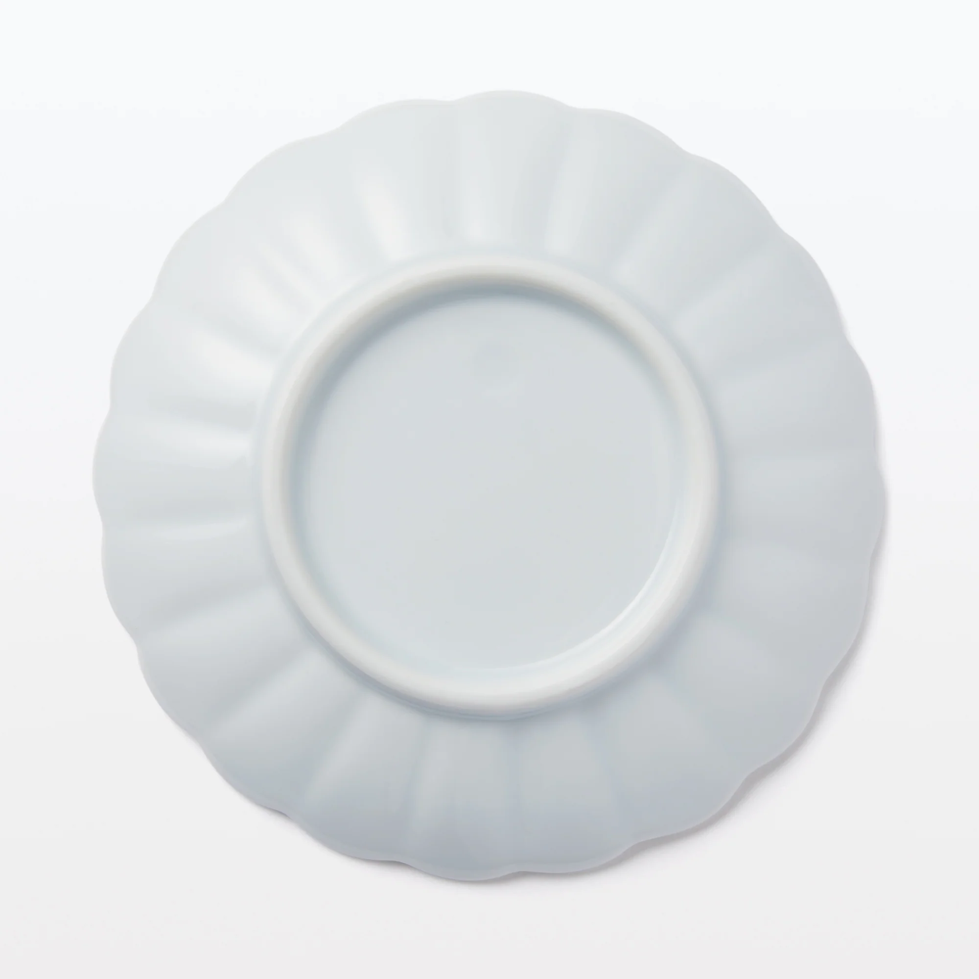 Hasami Ware Lucky Small Plate - Chrysanthemum - White - Image 4