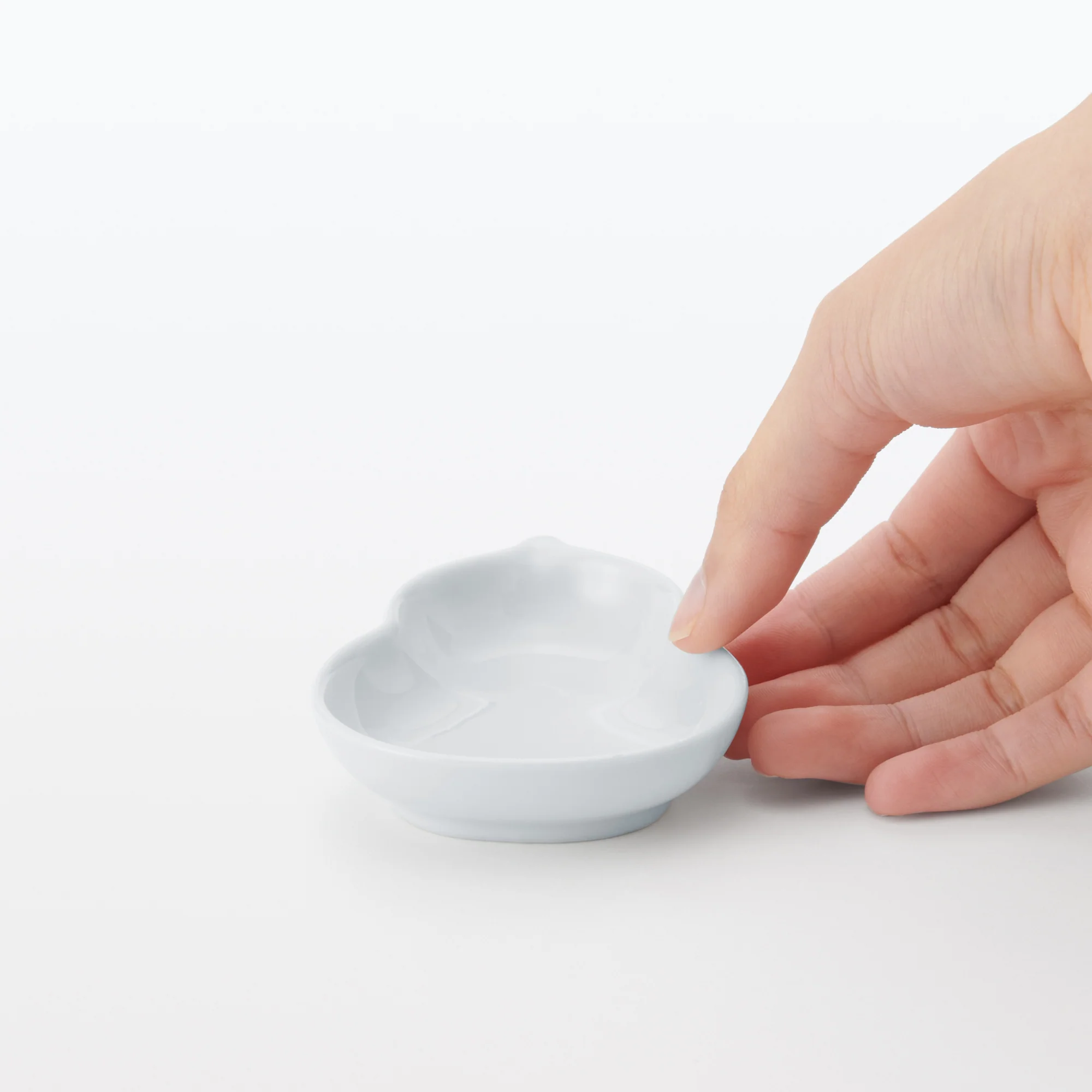 Hasami Ware Lucky Small Plate - Gourd - White - Image 6