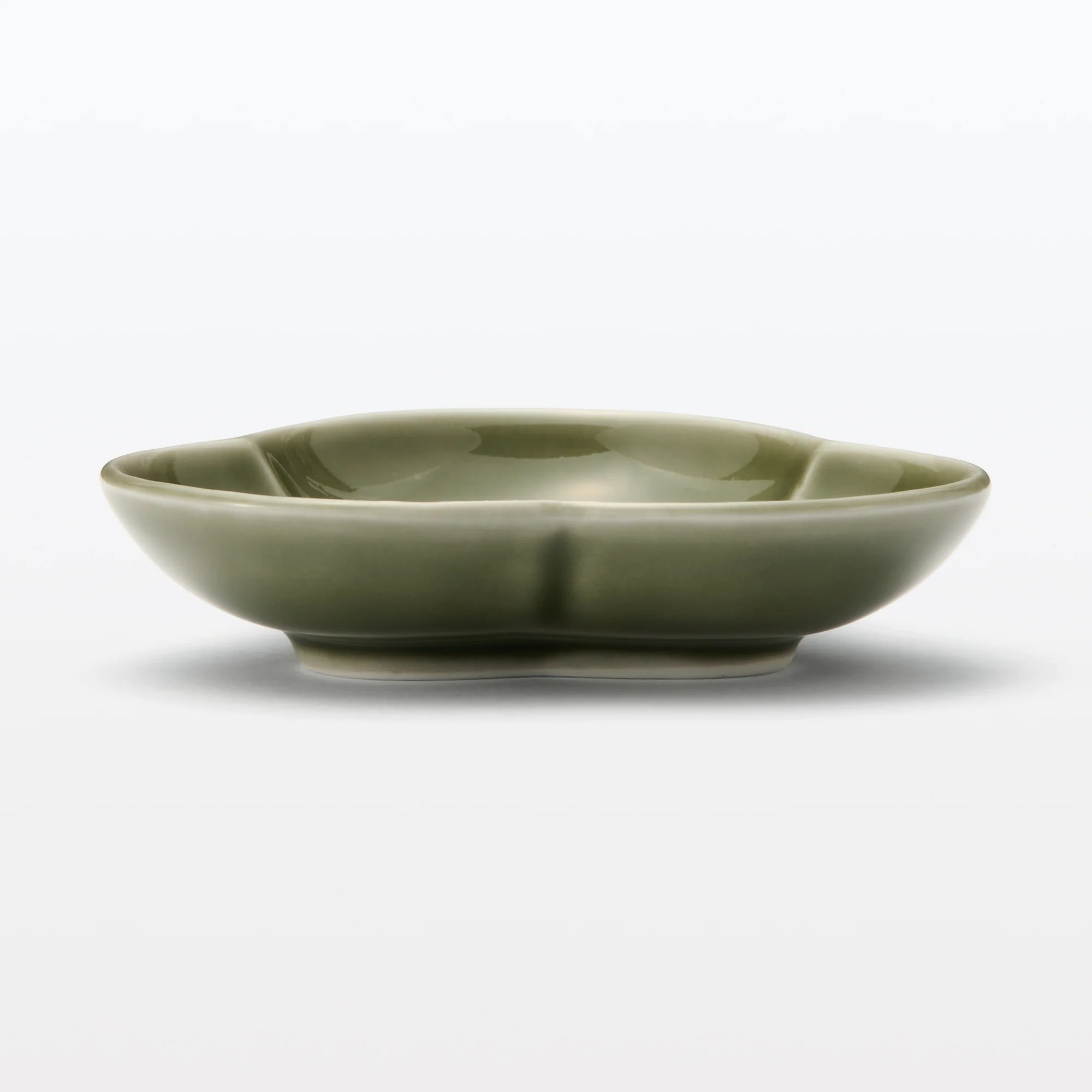 Hasami Ware Lucky Small Plate - Pine - Pine Green - Image 2