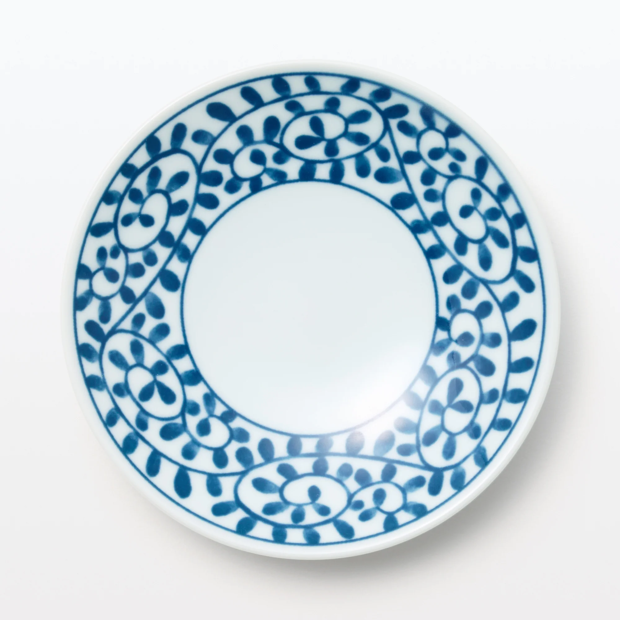 Hasami Ware Small Plate - Arabesque Pattern - Image 3
