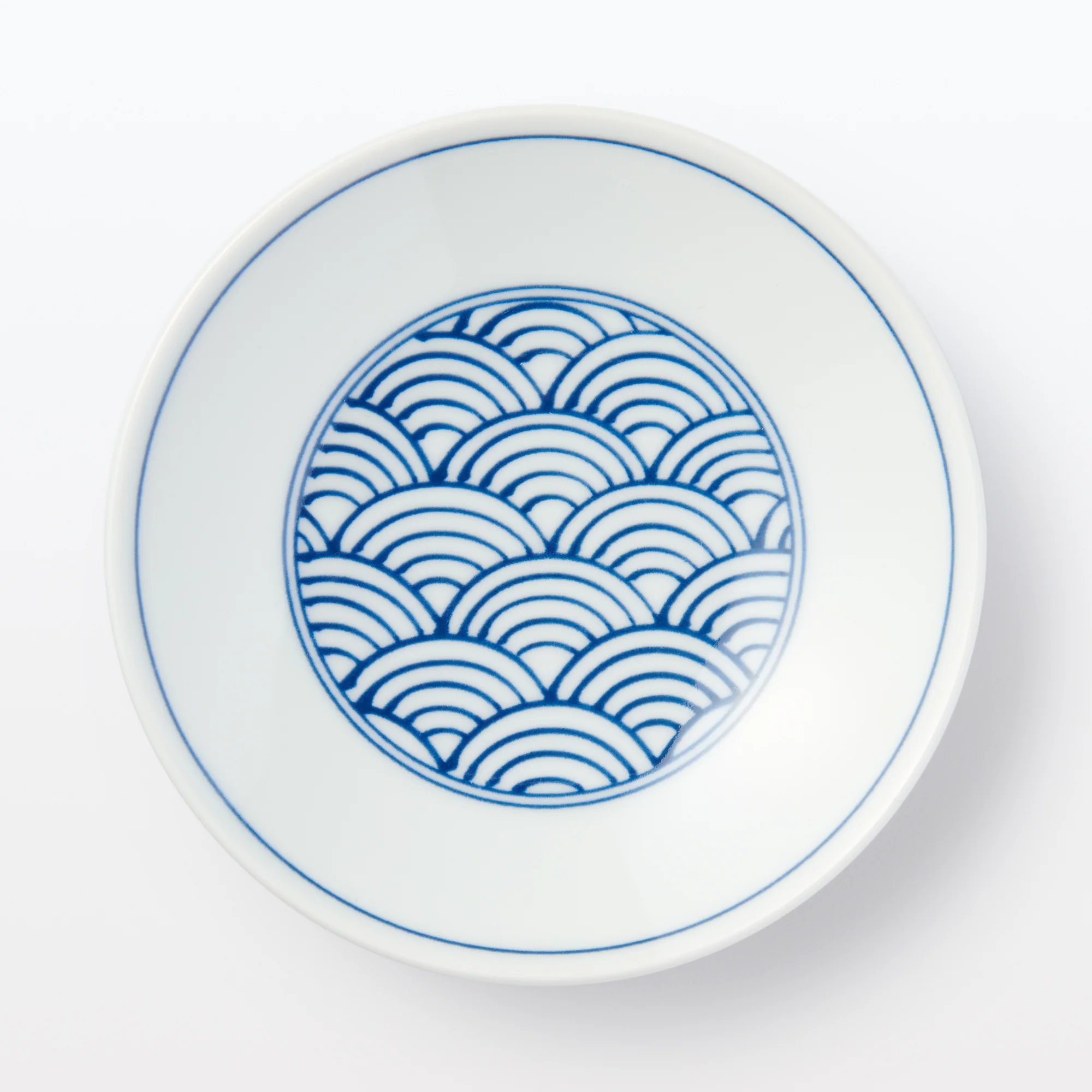 Hasami Ware Small Plate - Wave Pattern - Image 3