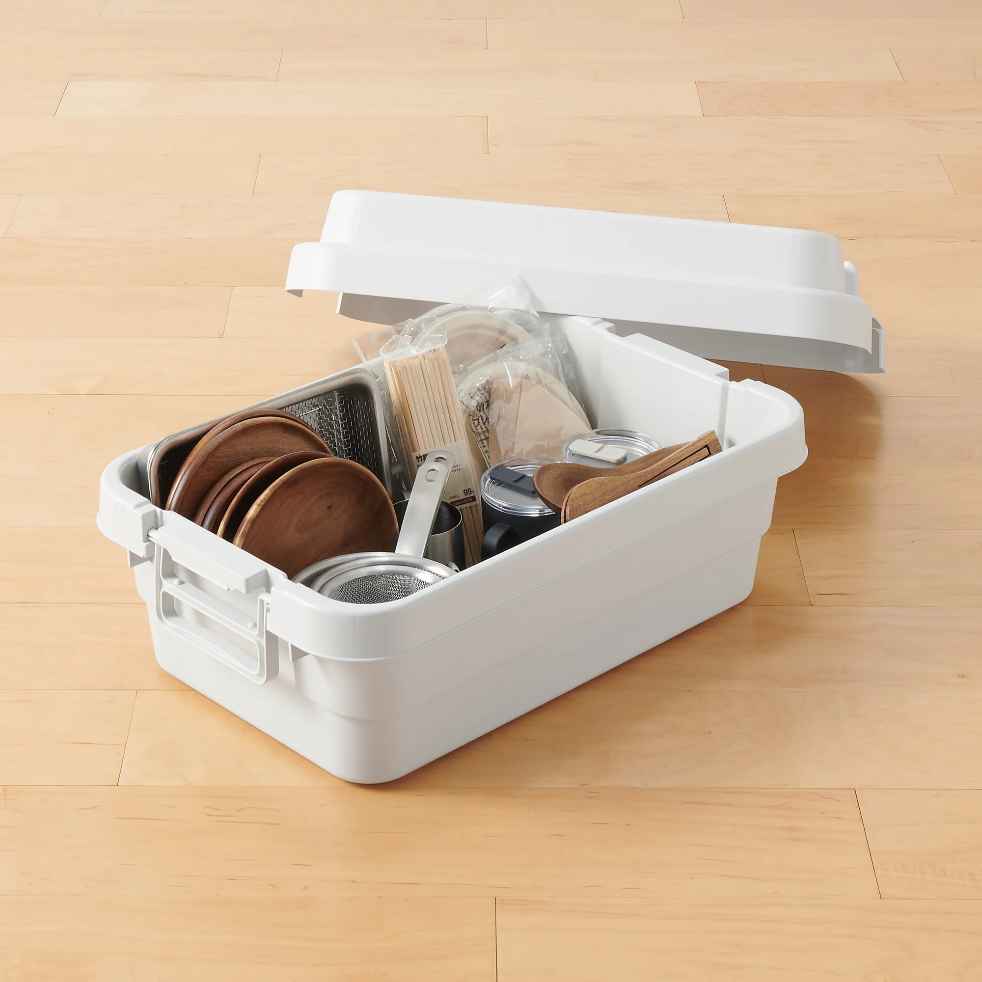 Heavy Duty Polypropylene Shallow Storage Box - Large (30 L) - Image 13