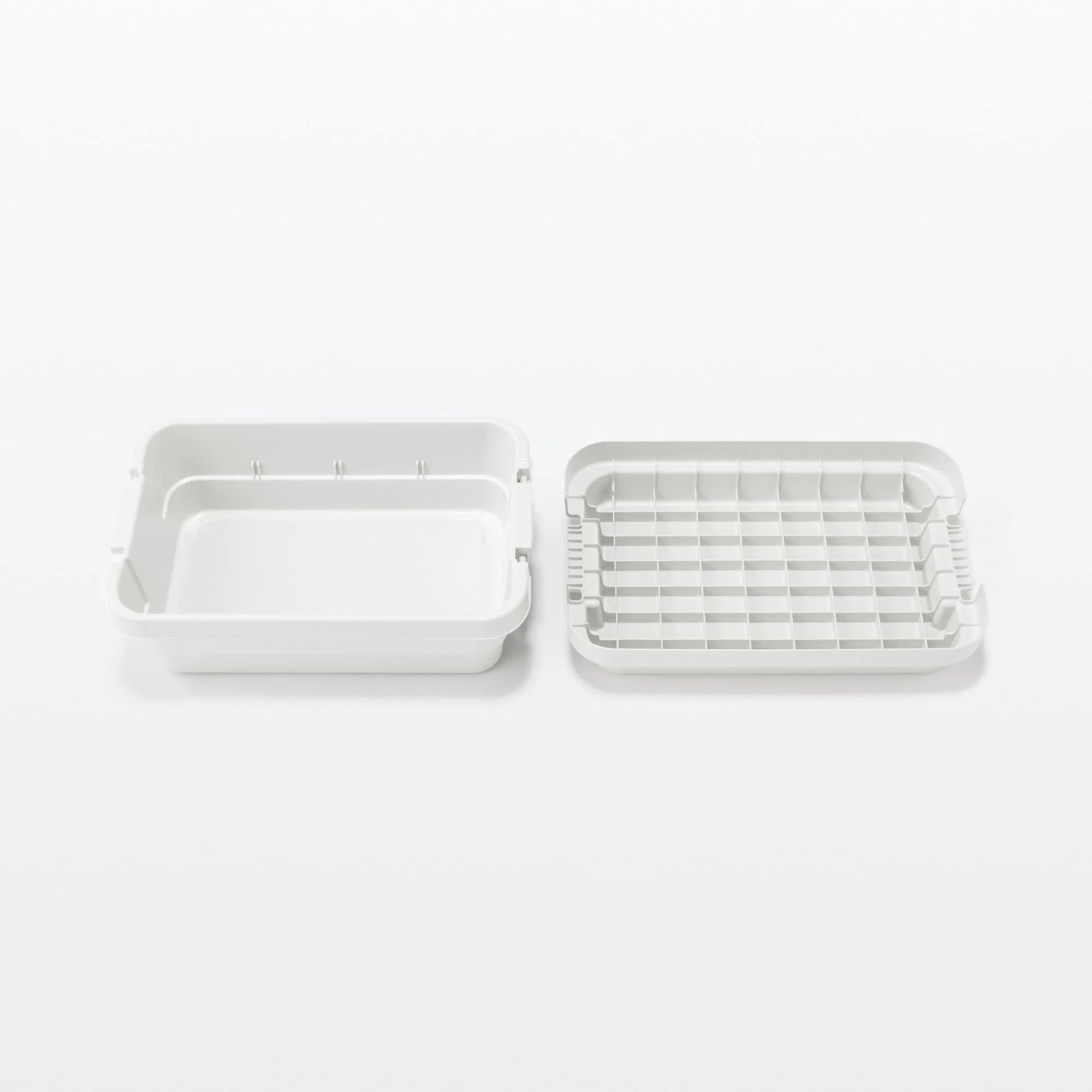 Heavy Duty Polypropylene Shallow Storage Box - Large (30 L) - Image 5