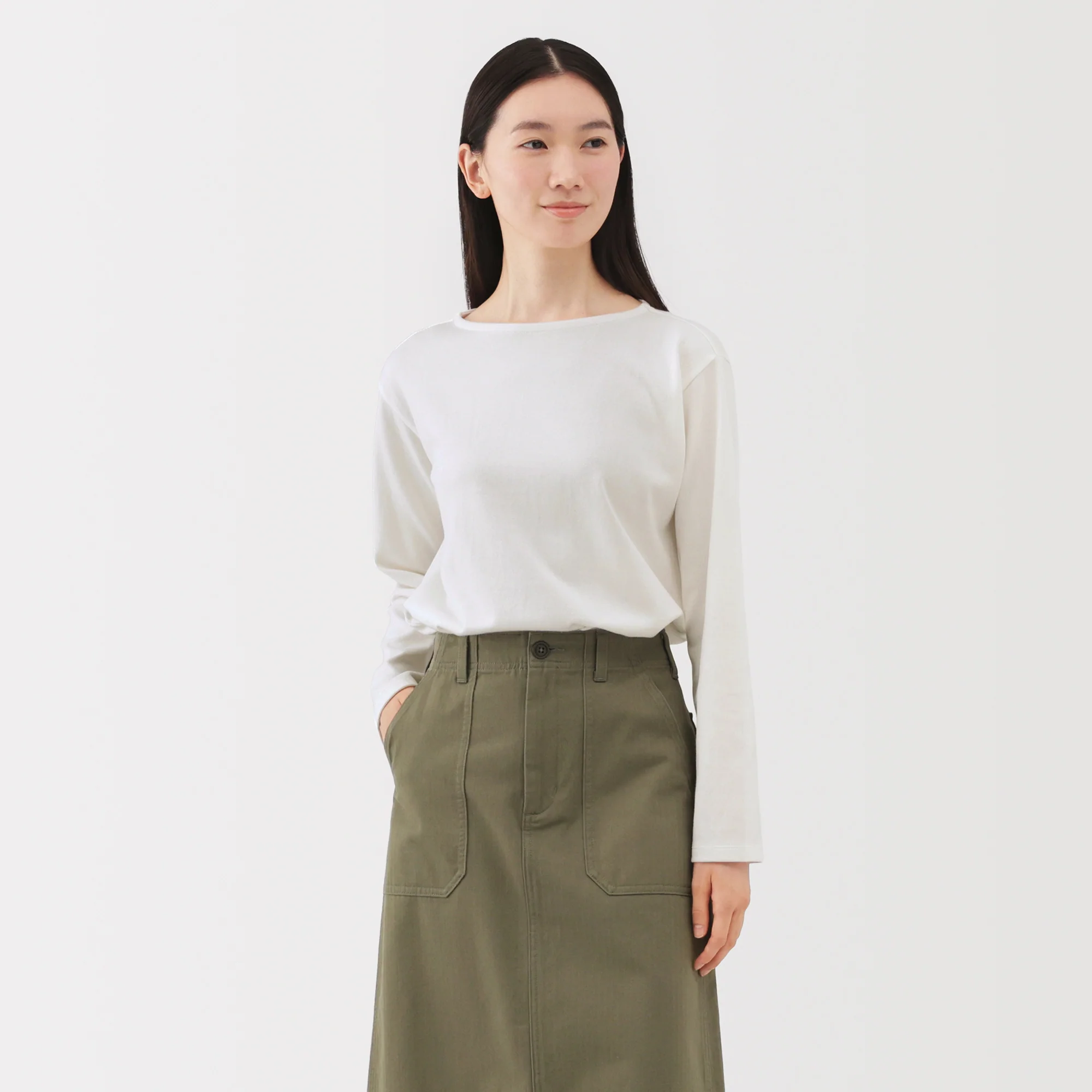 Heavyweight Cotton Boat Neck T-Shirt - Image 11