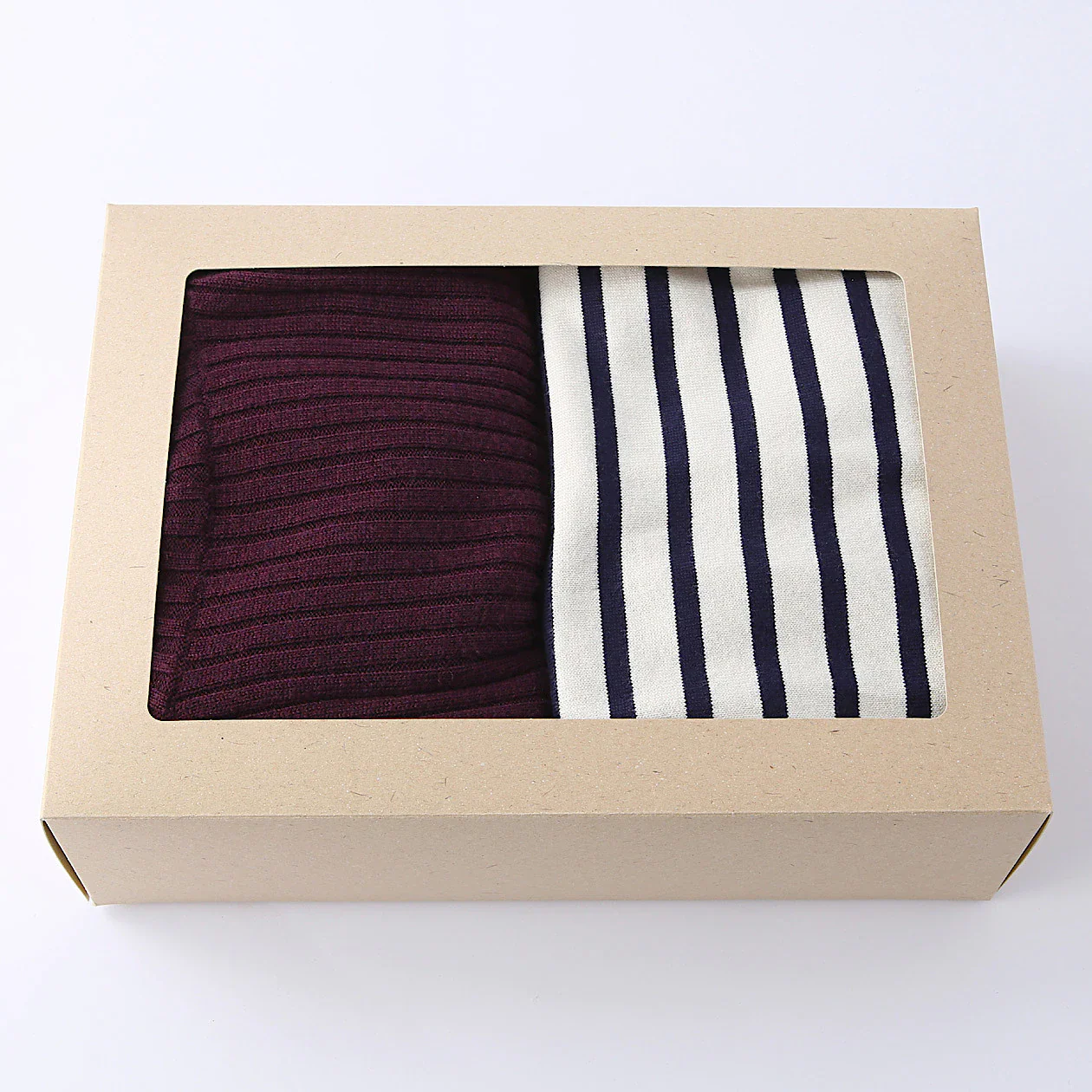 Kraft Paper Gift Box For Clothing 31*23*9cm - Image 3