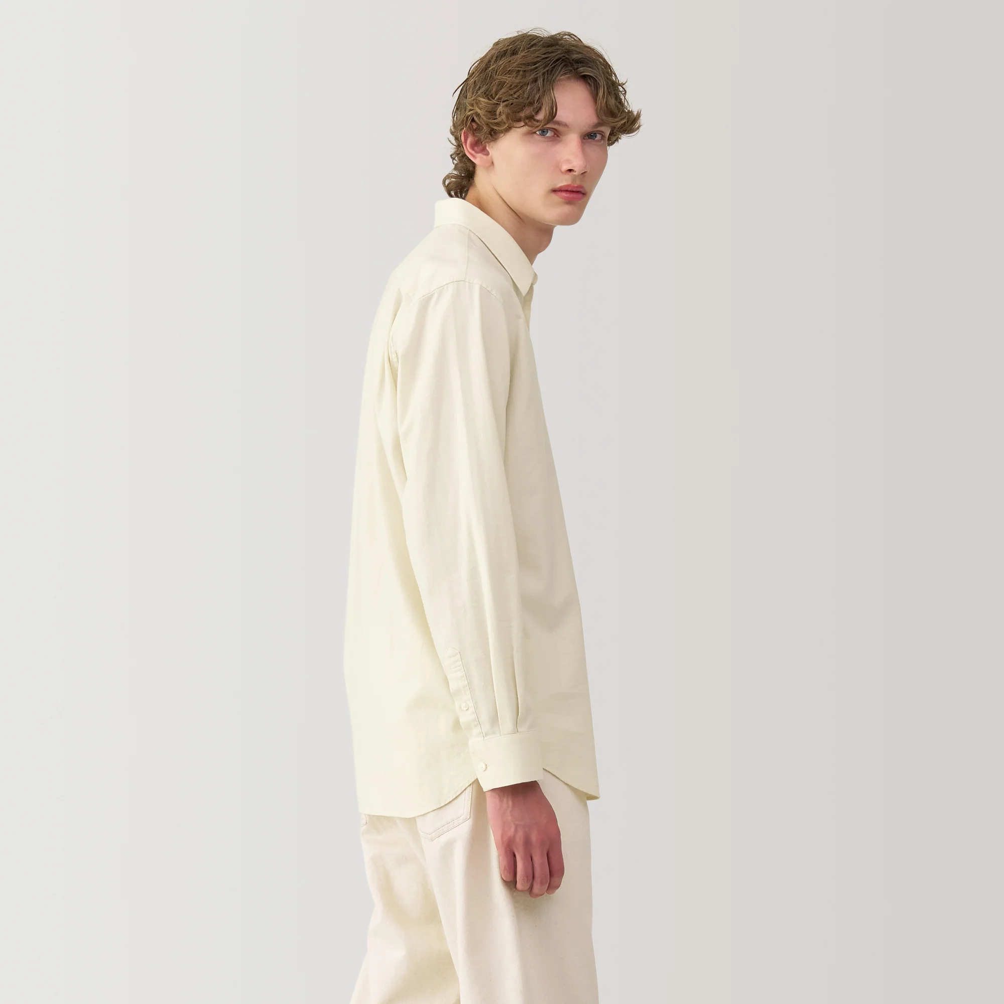 Labo Brushed Herringbone Shirt - Image 22
