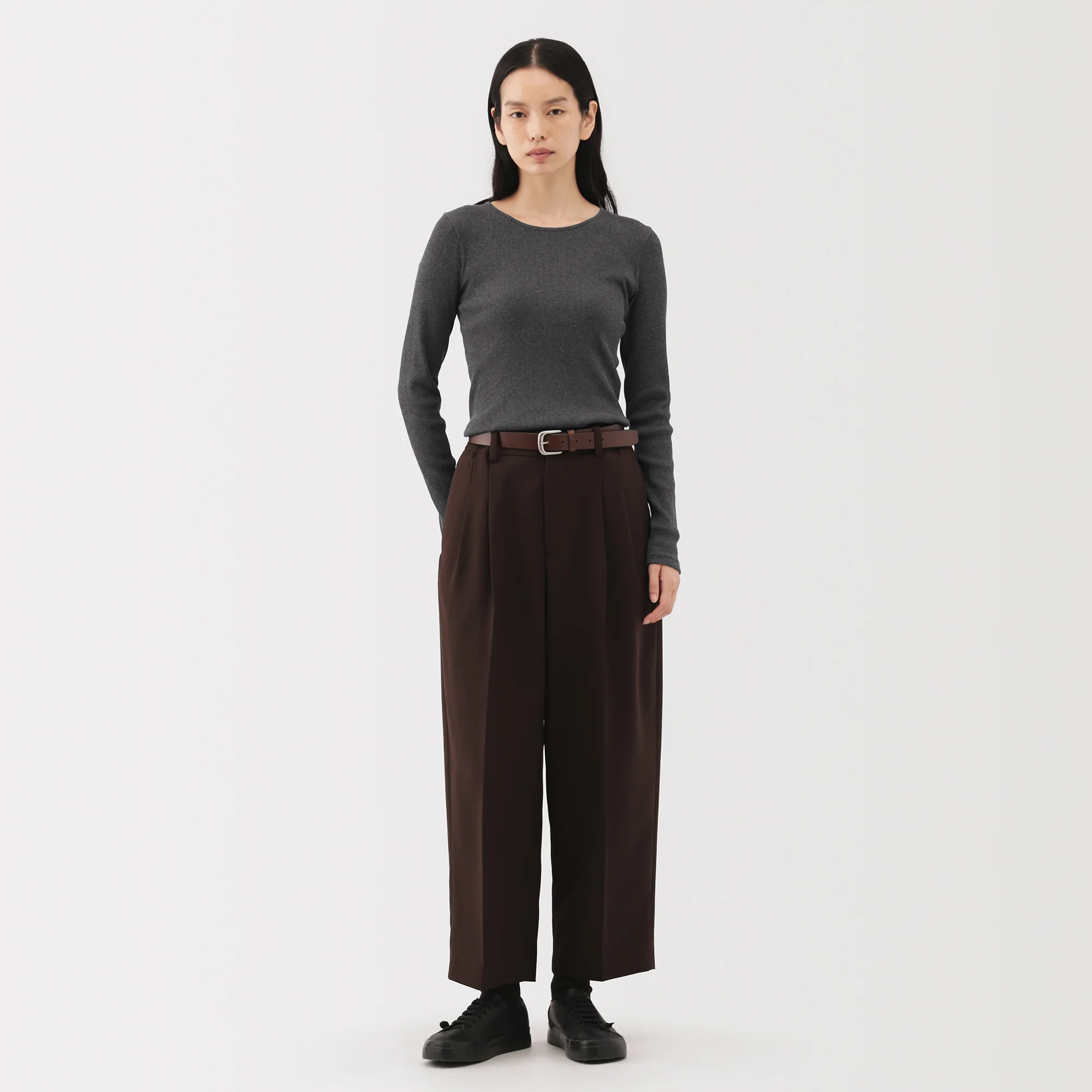 Labo Cotton Cashmere Ribbed T-Shirt - Image 11