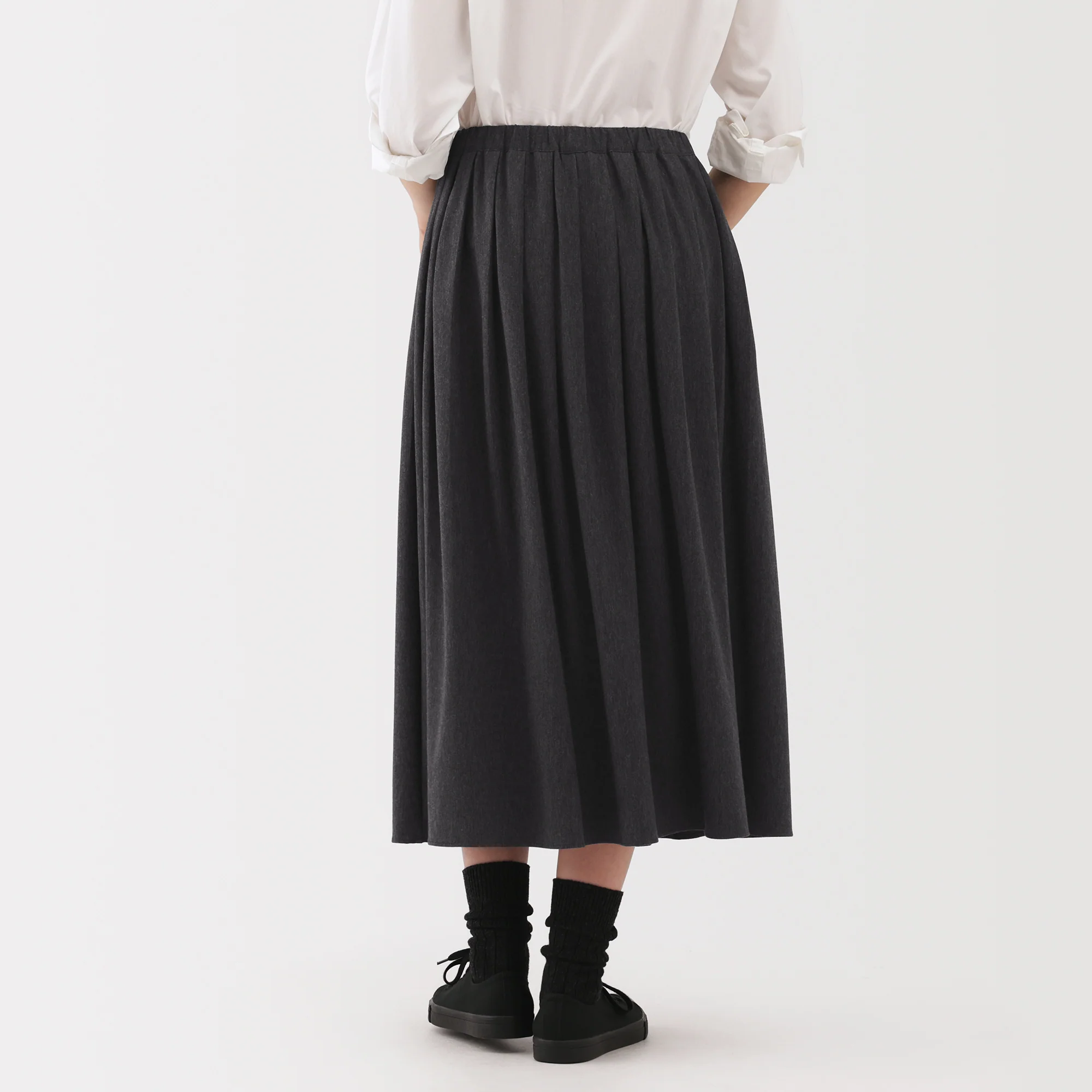 Labo Jersey Pleated Skirt - Image 6