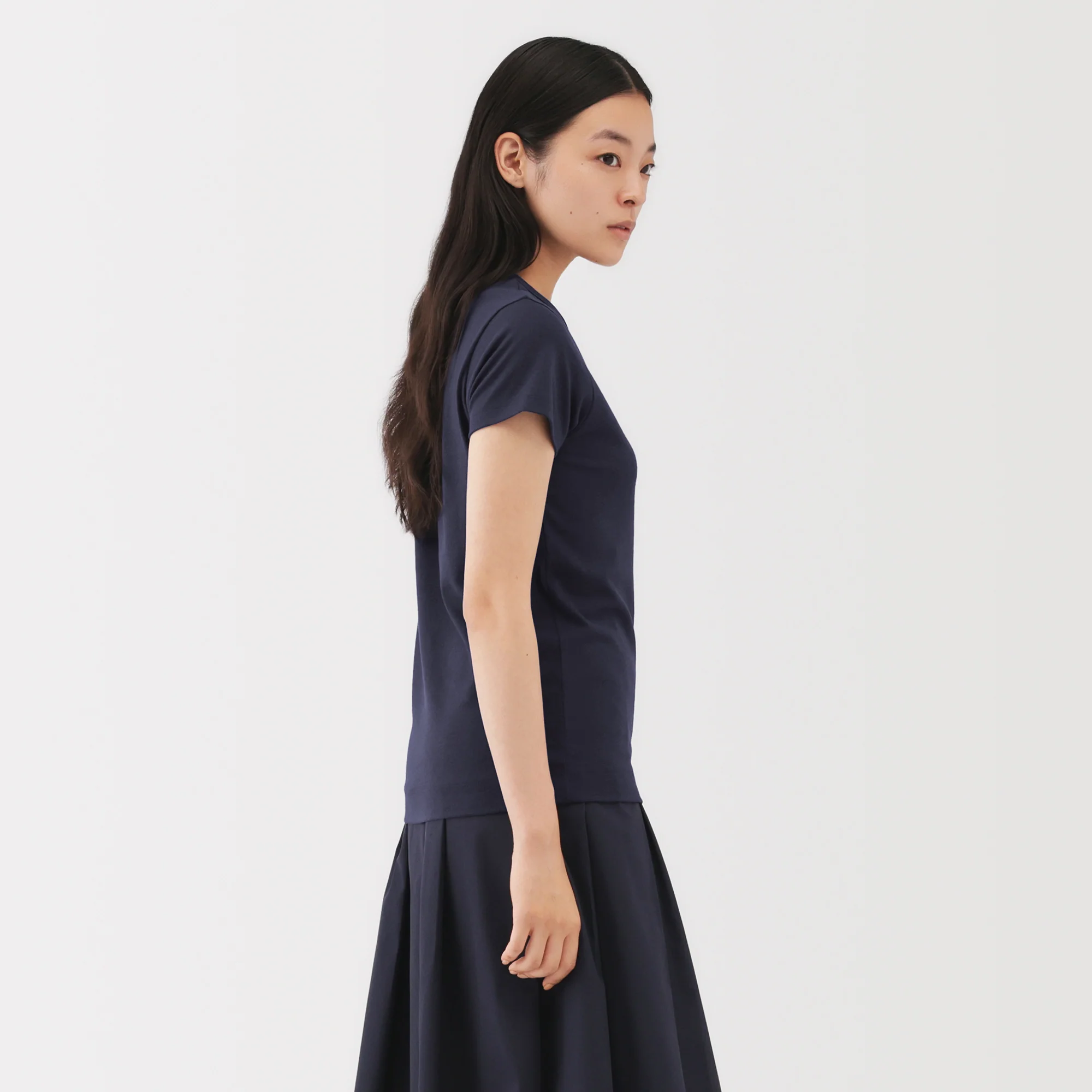 Labo Linen Blend T-Shirt - Image 21