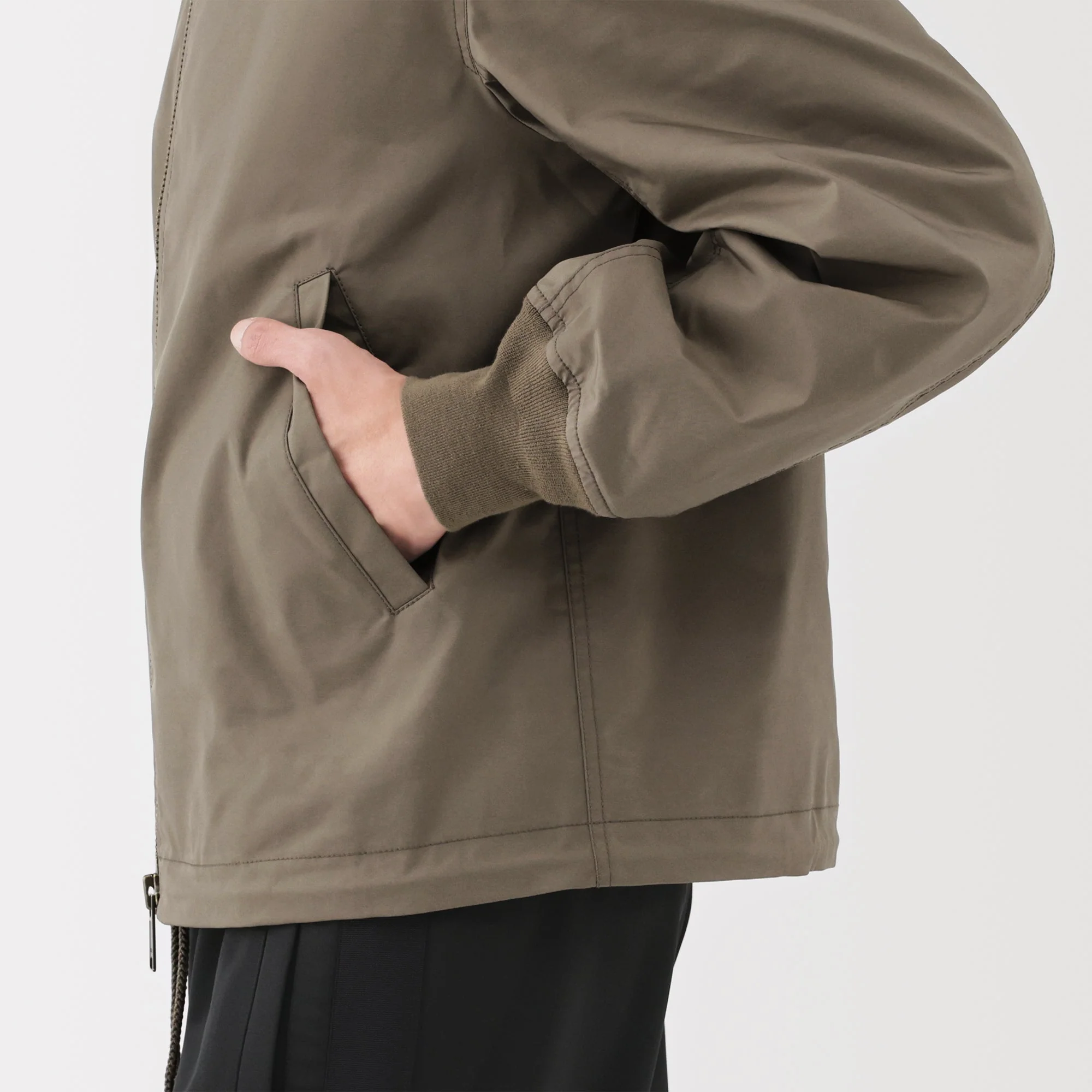 Labo Water-Repellent Short Blouson - Image 18