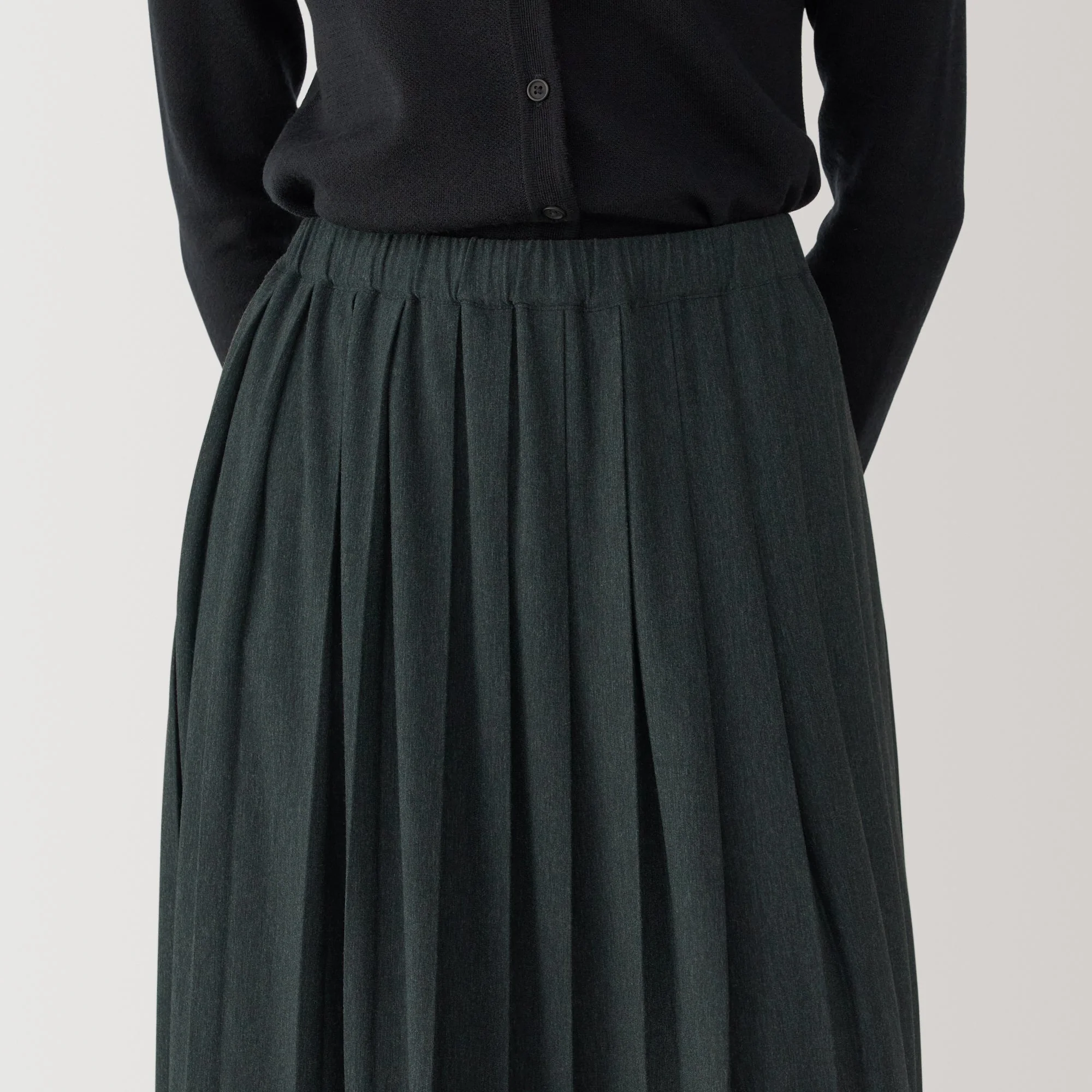 Labo Women's Jersey Pleated Skirt - Image 6