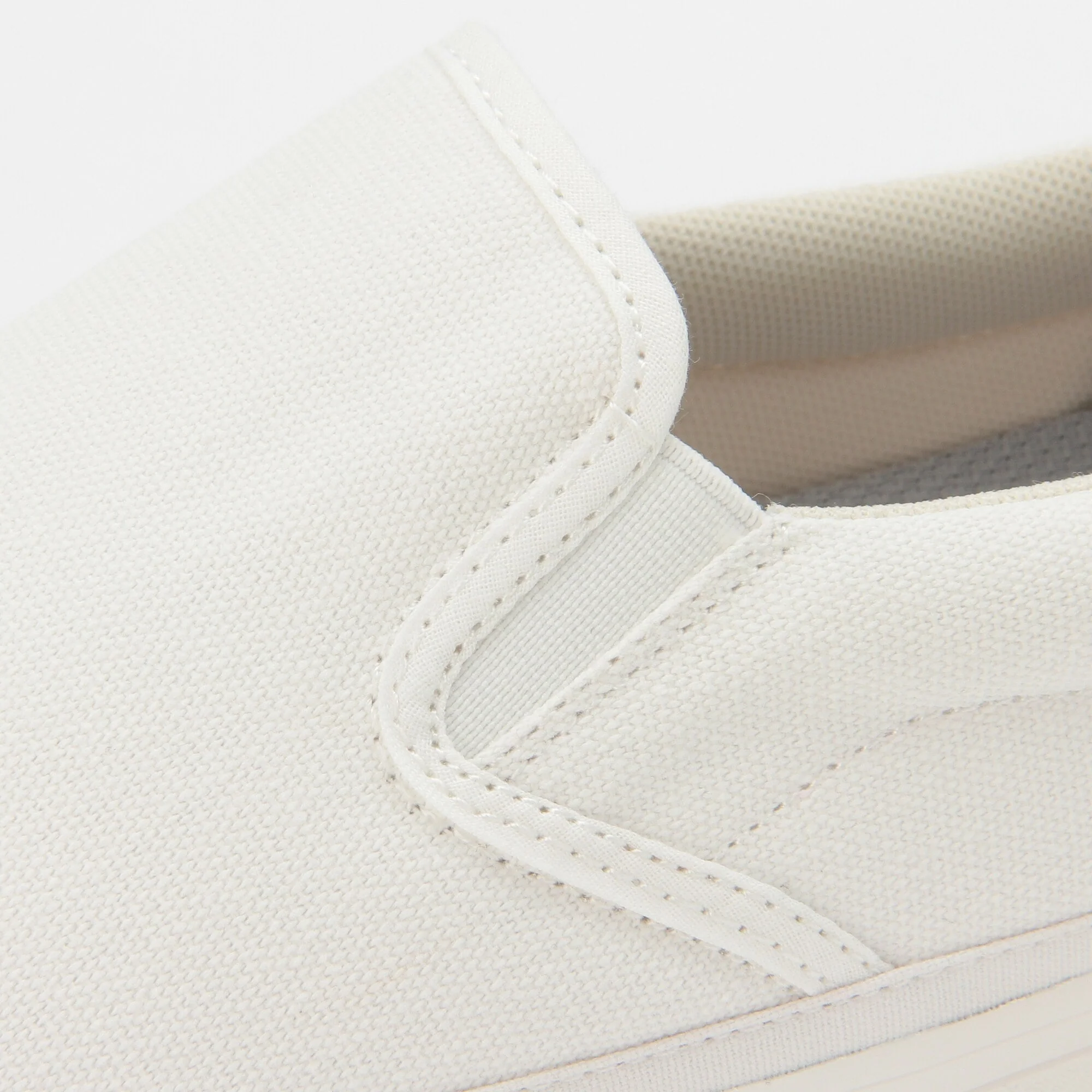 Less Tiring Slip-On Sneakers Off White - Image 8