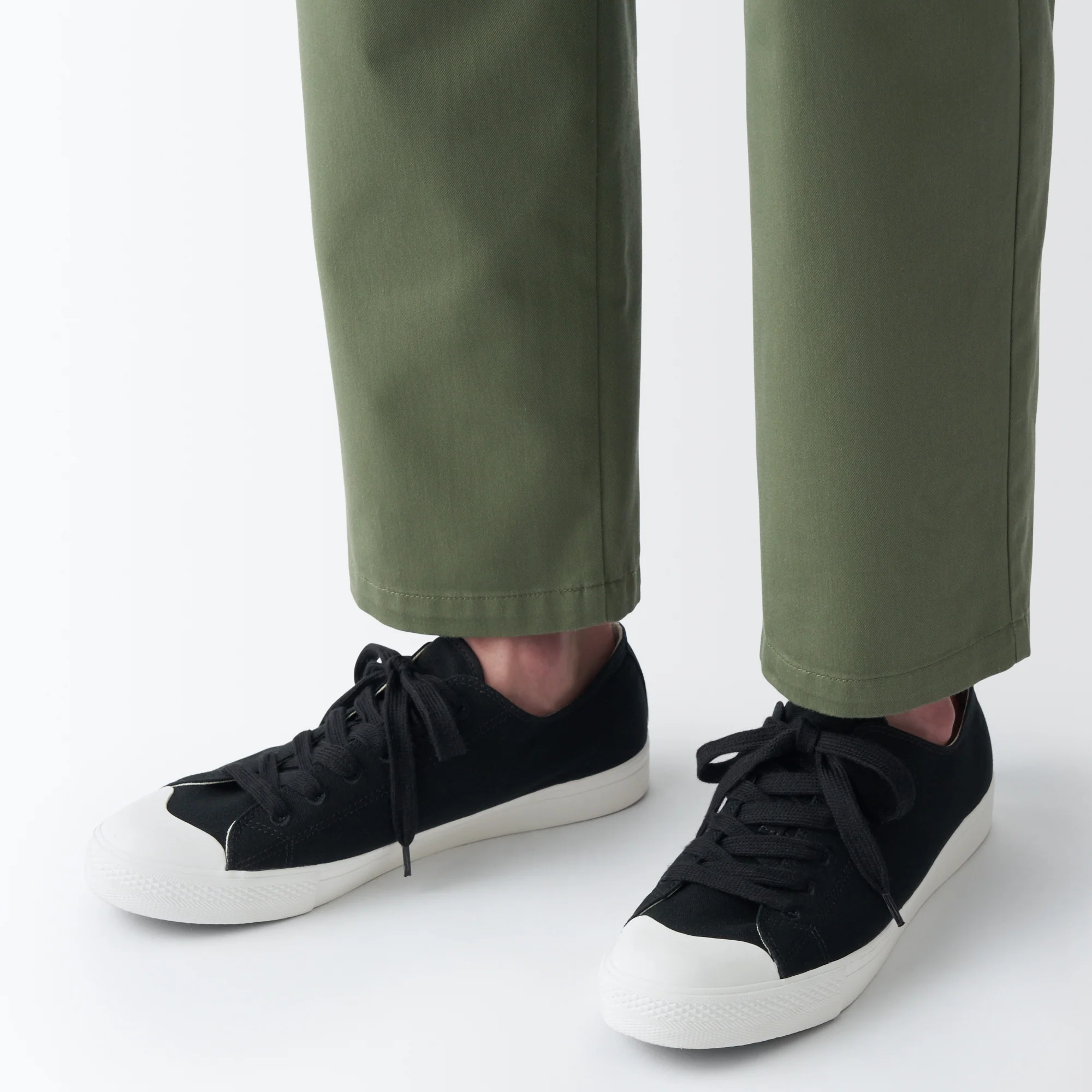 Less Tiring Sneakers Black - Image 2
