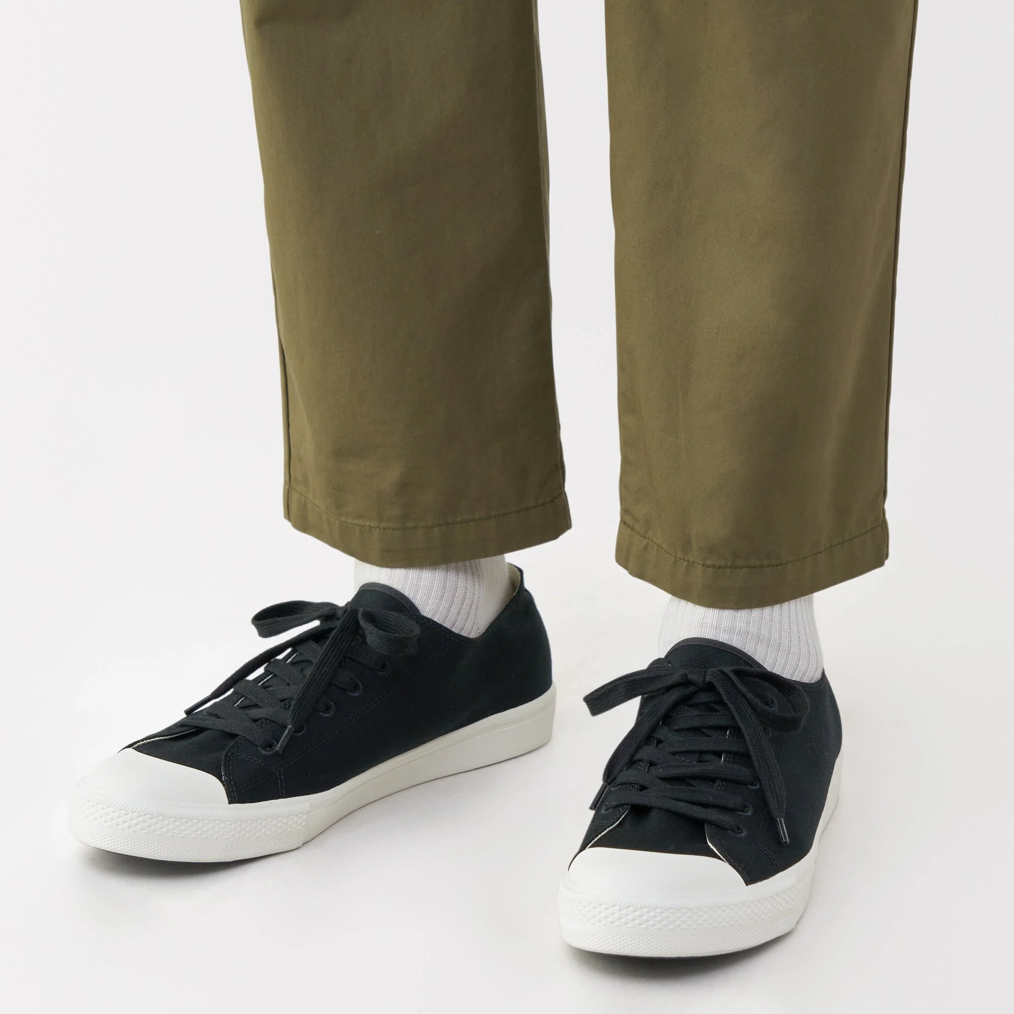 Less Tiring Sneakers - Black - Image 2