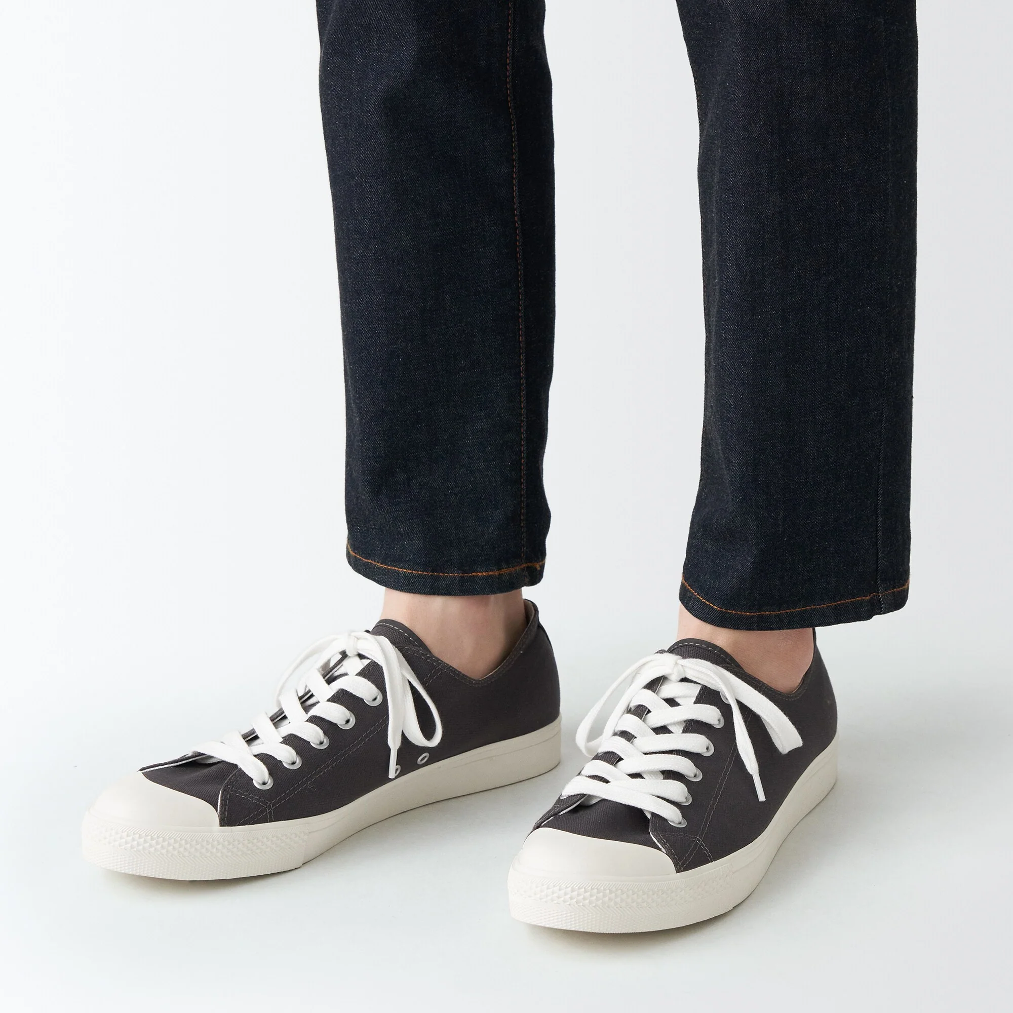 Less Tiring Sneakers Charcoal Grey