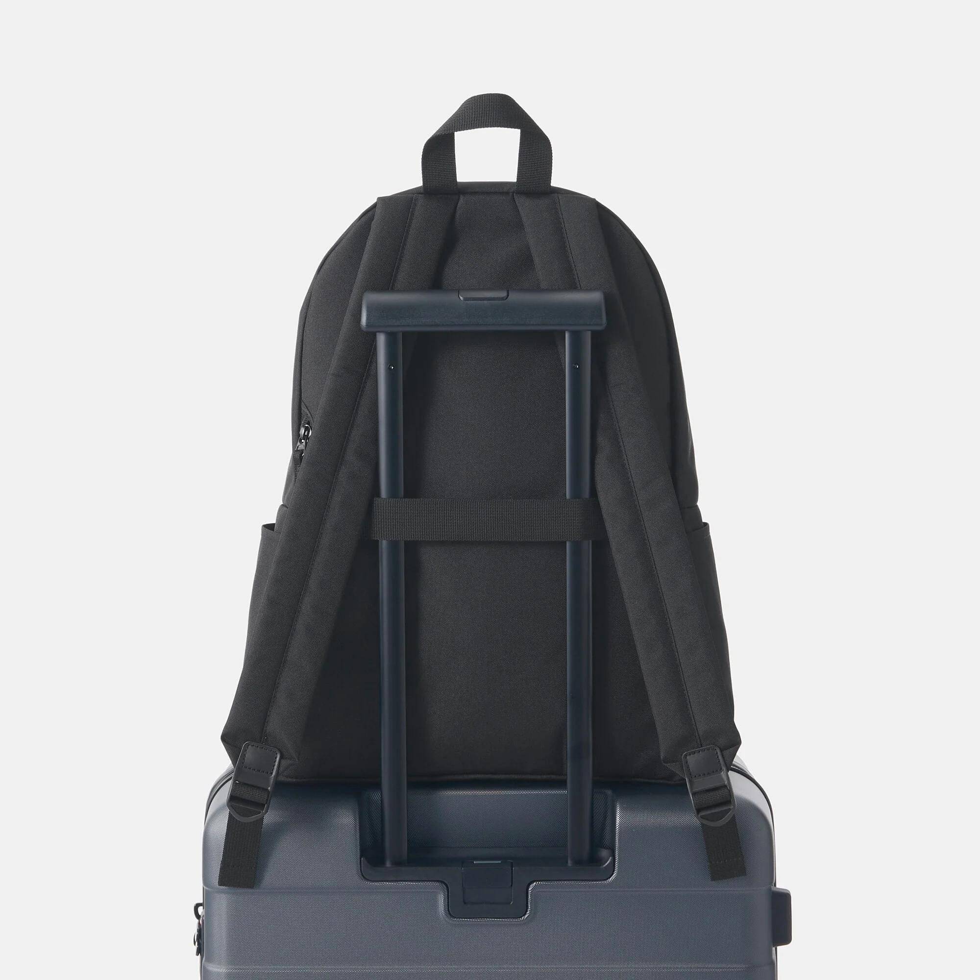 Less Tiring Water Repellent Backpack - Image 28