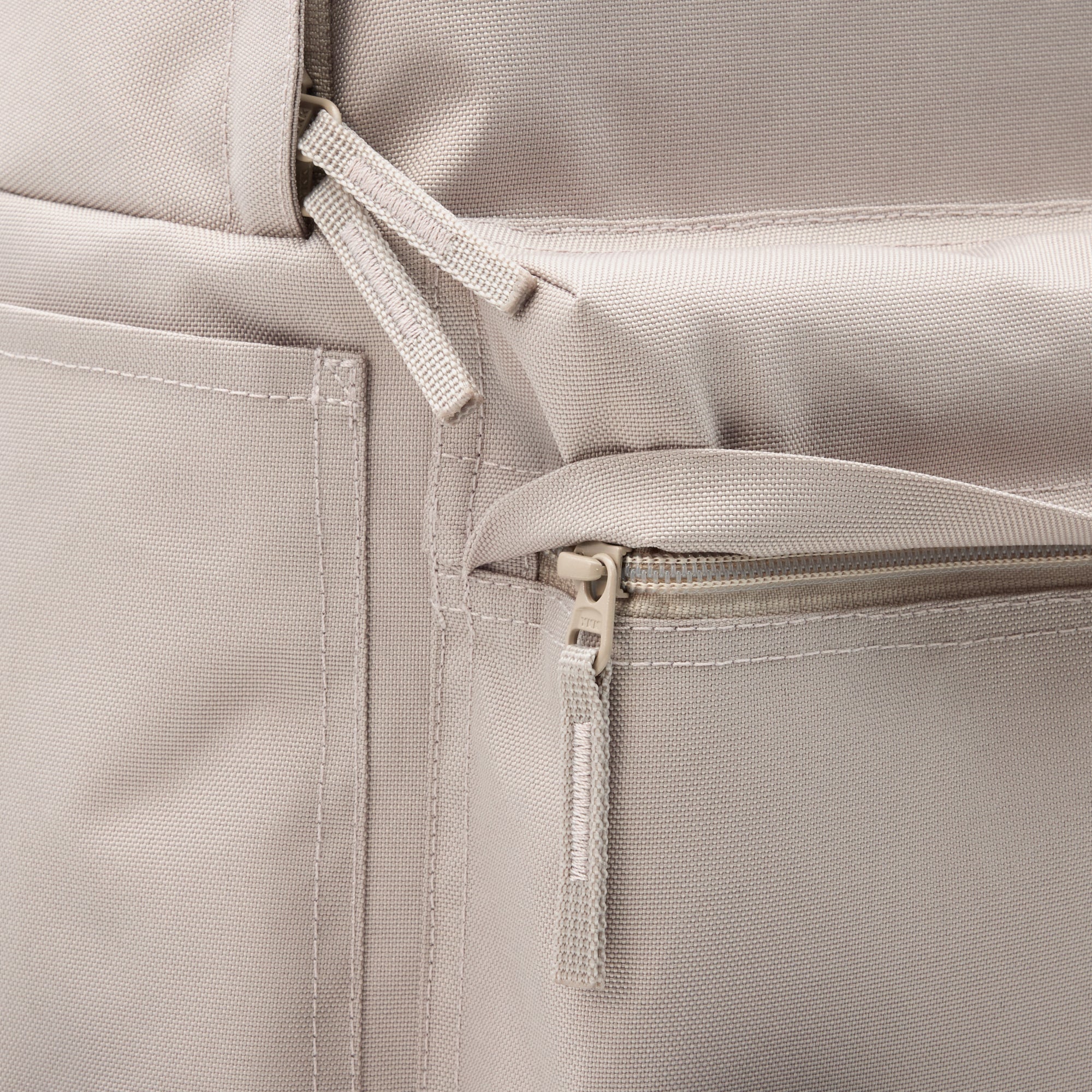 Less Tiring Water Repellent Backpack - Image 35
