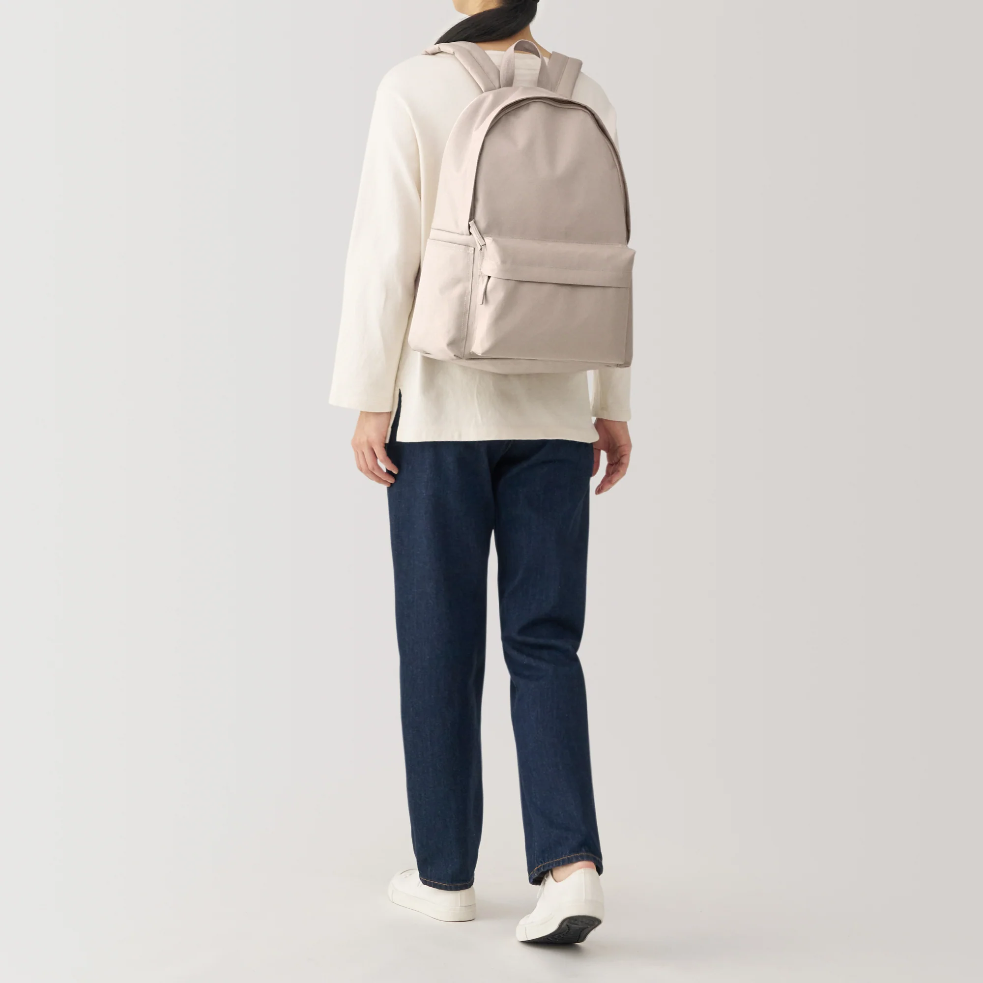 Less Tiring Water Repellent Backpack - Image 38
