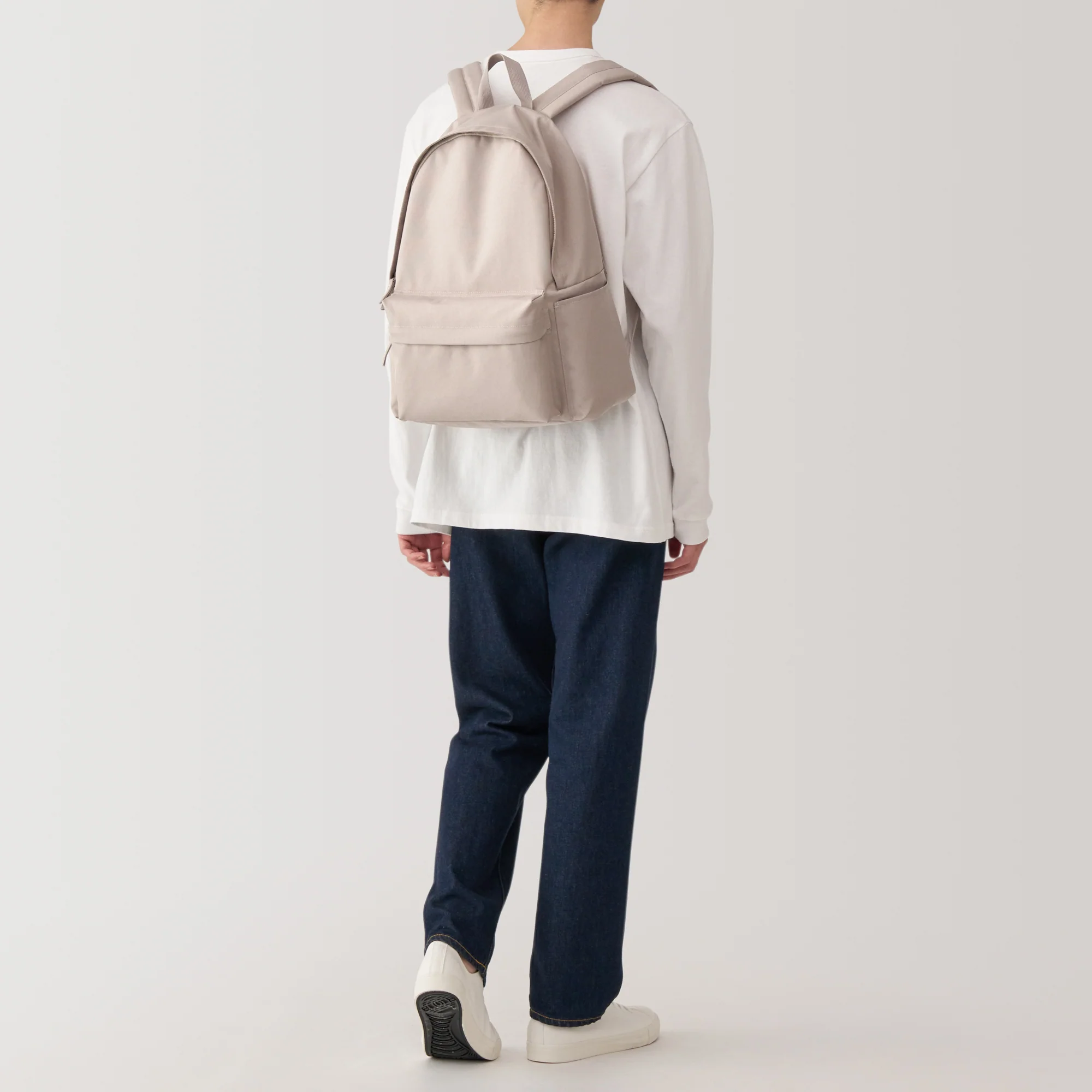 Less Tiring Water Repellent Backpack - Image 39