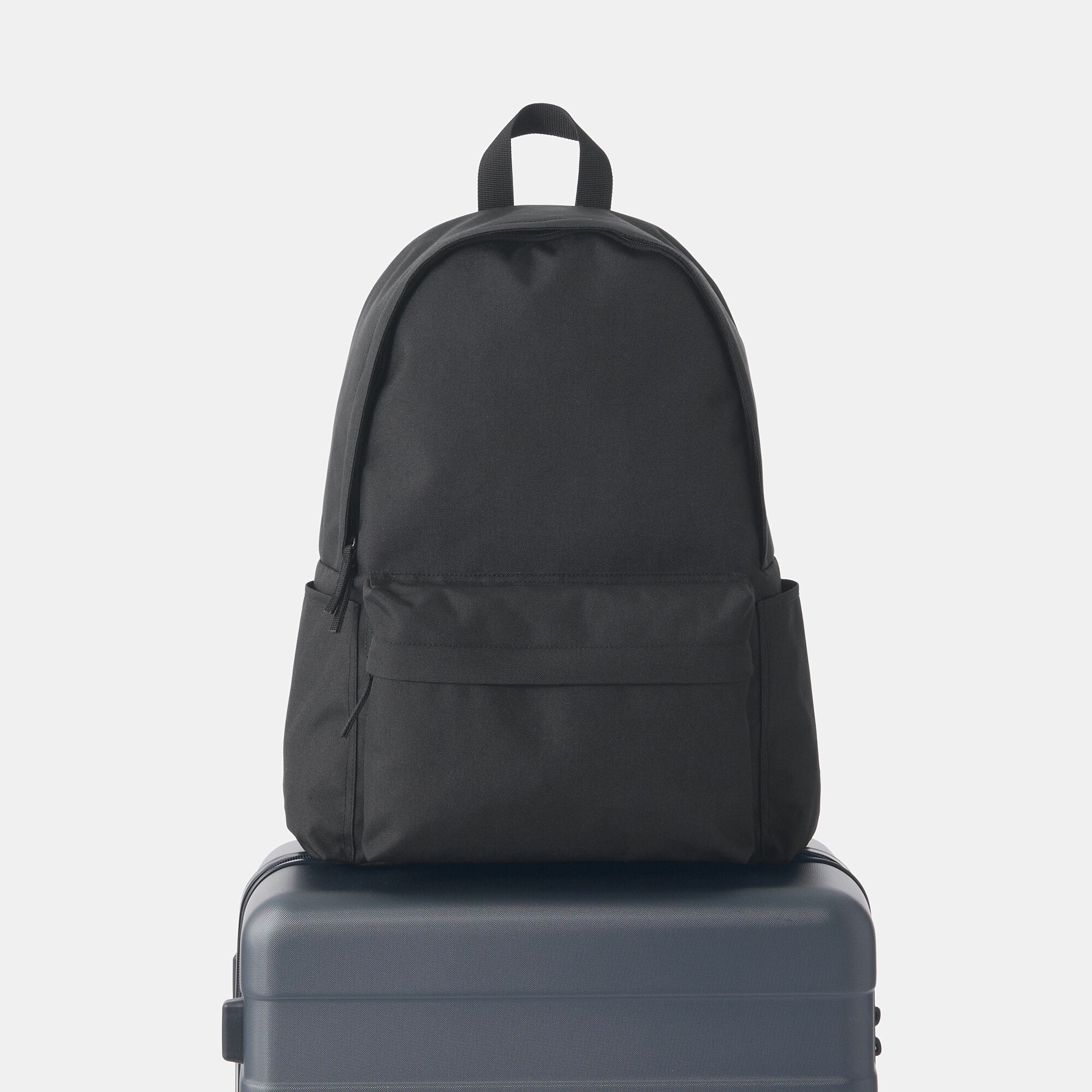 Less Tiring Water Repellent Backpack - Image 25