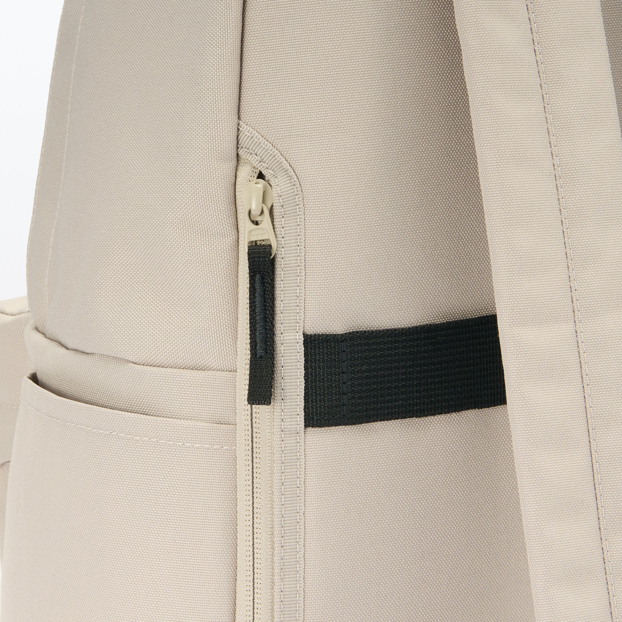 Less Tiring Water Repellent Backpack - Image 35