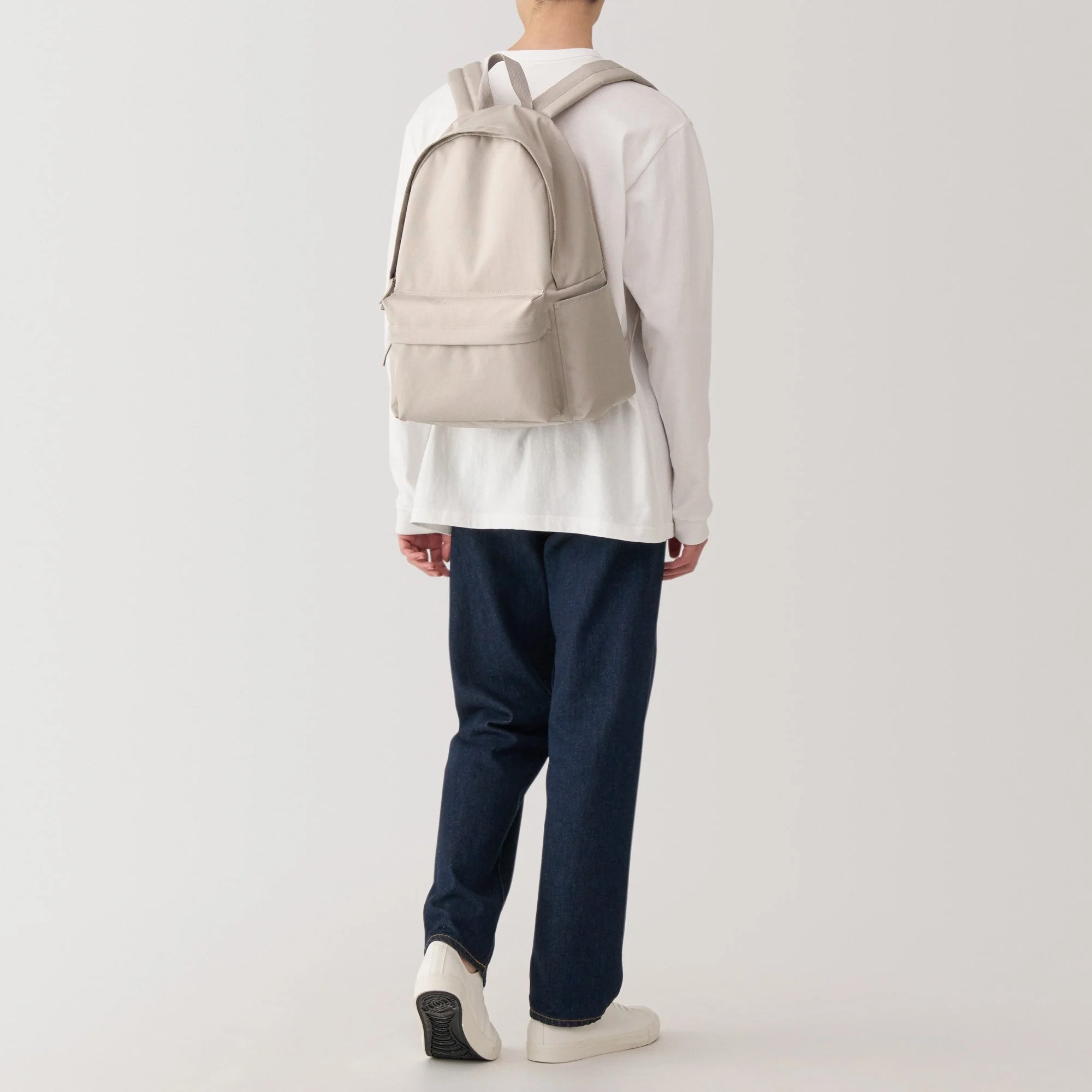 Less Tiring Water Repellent Backpack - Image 32