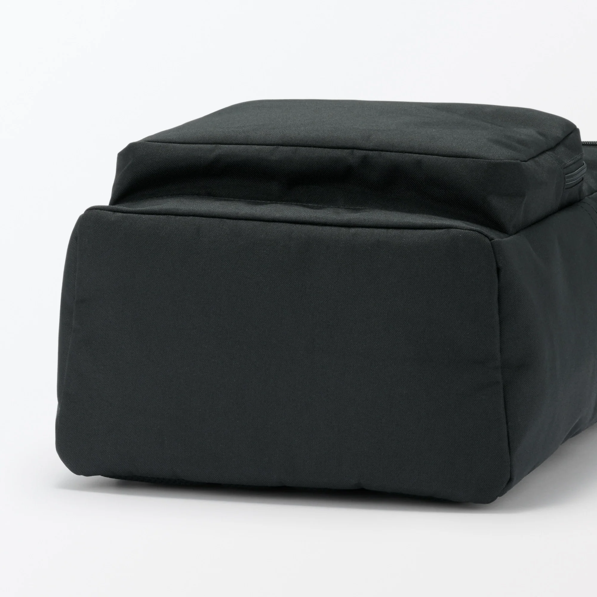 Less Tiring Water Repellent Toploader Backpack - Image 7