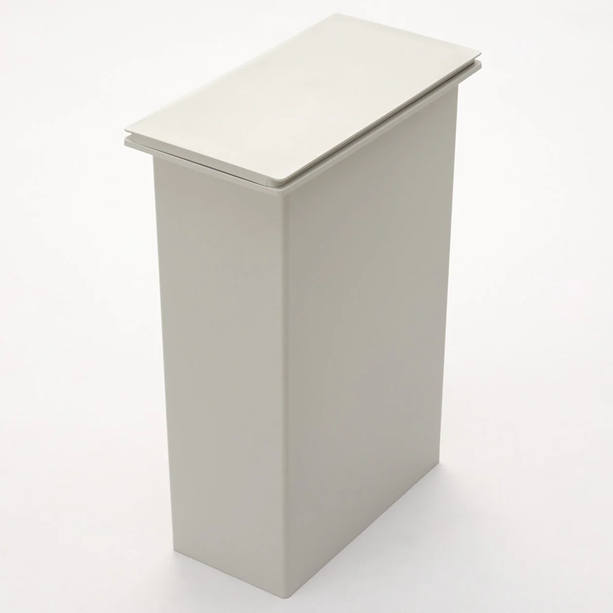 Lid for Polypropylene Dust Bin - Image 5