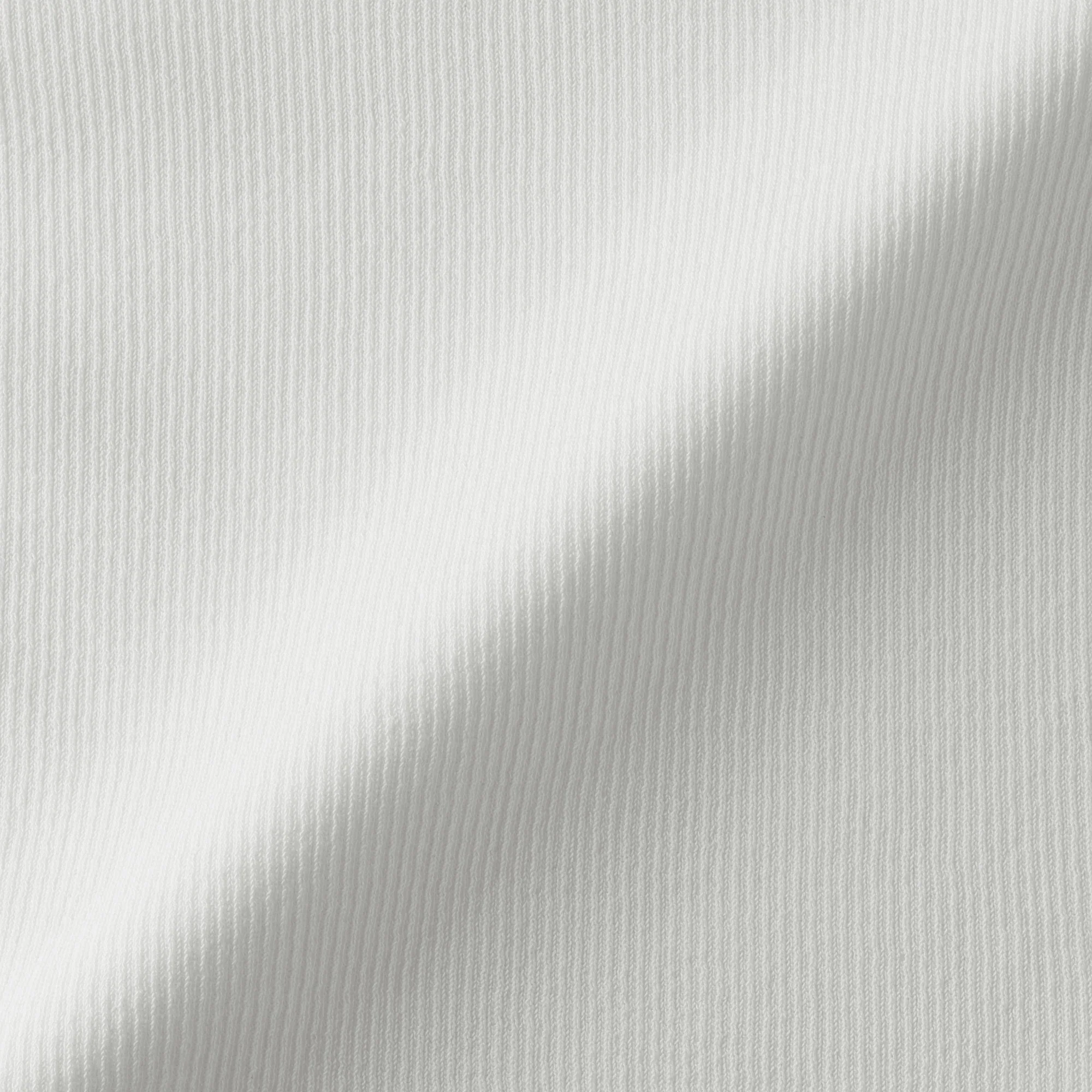 Light Knit Sleeveless Sweater - Image 22