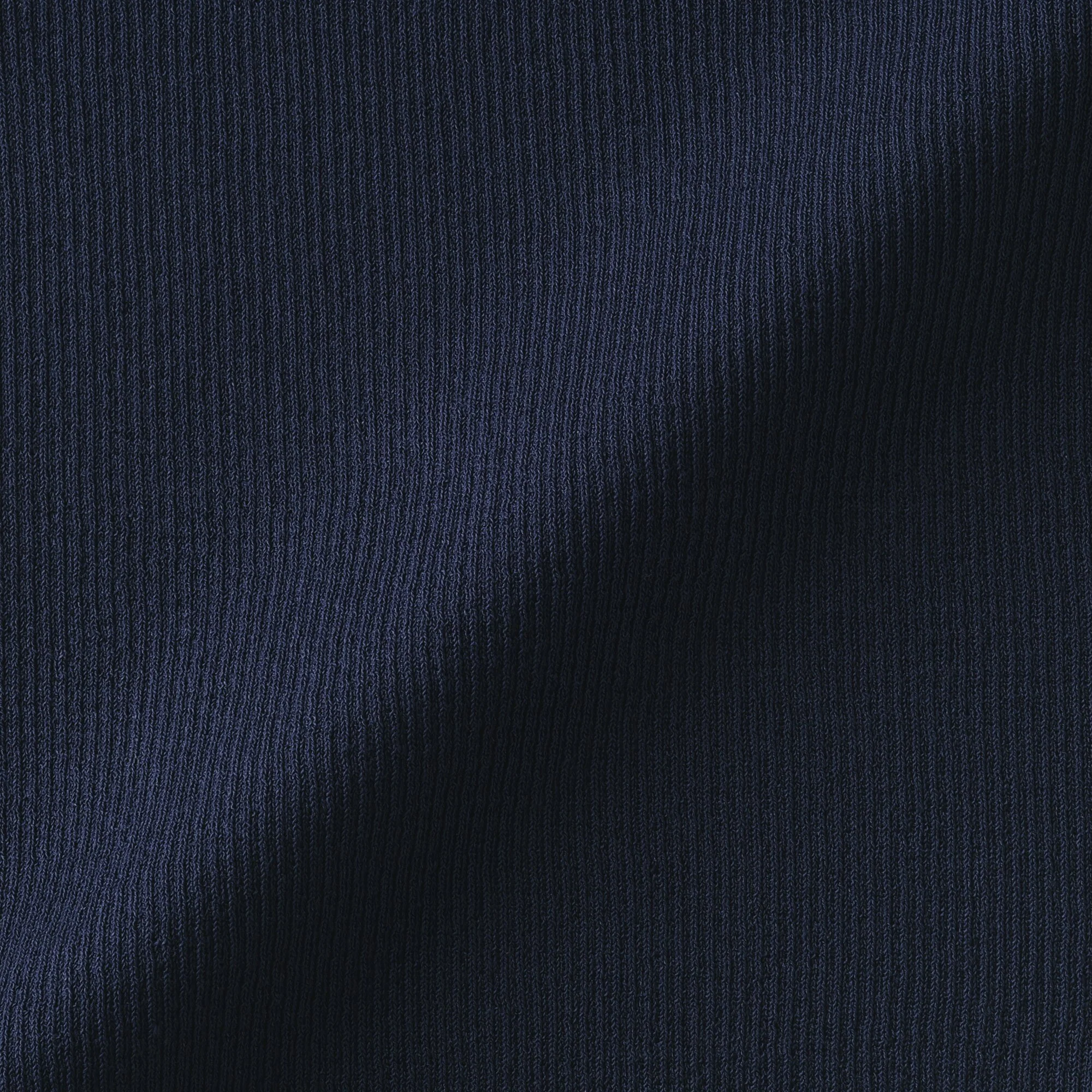 Light Knit Sleeveless Sweater - Image 29