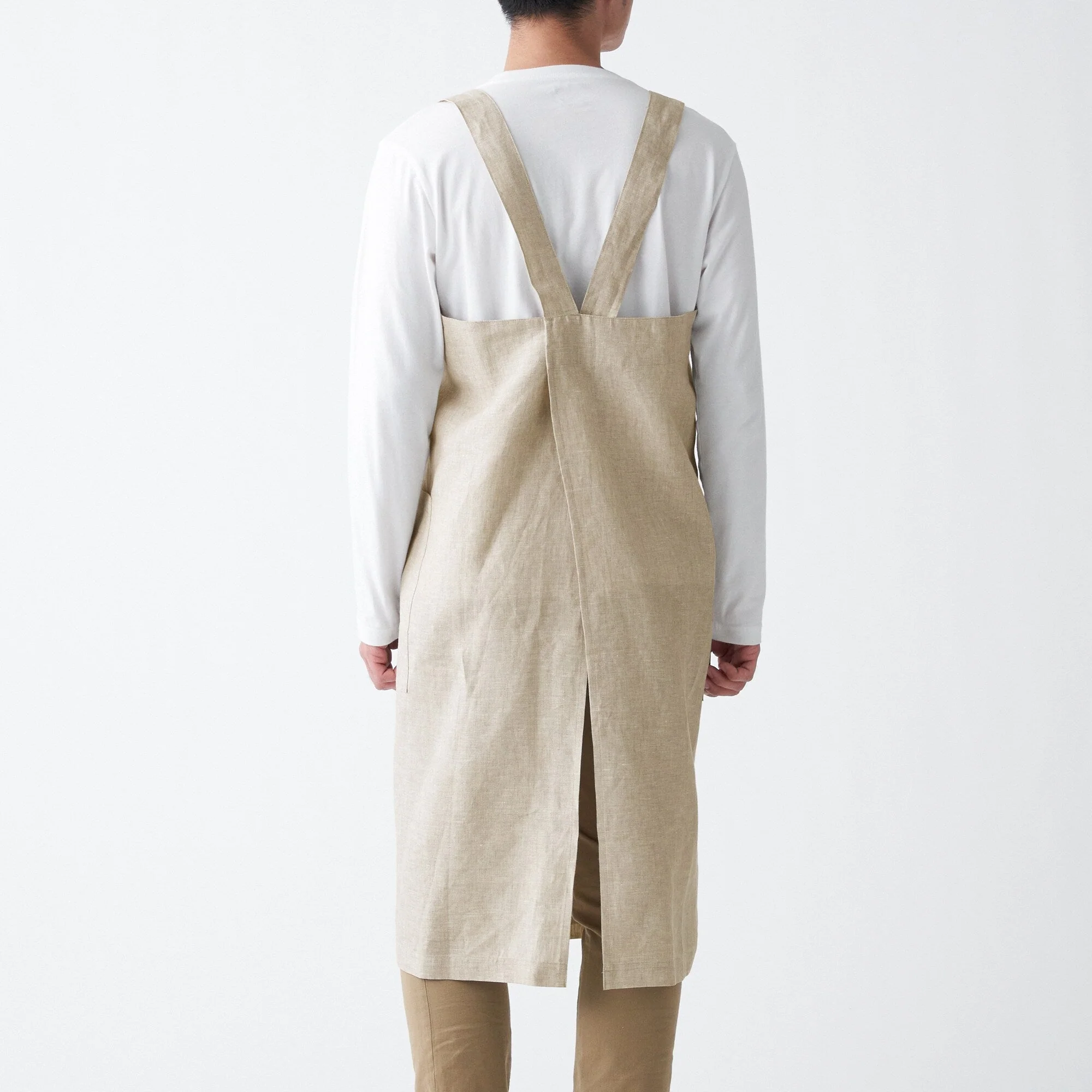 Linen Plain Weave Shoulder Strap Apron - Image 3