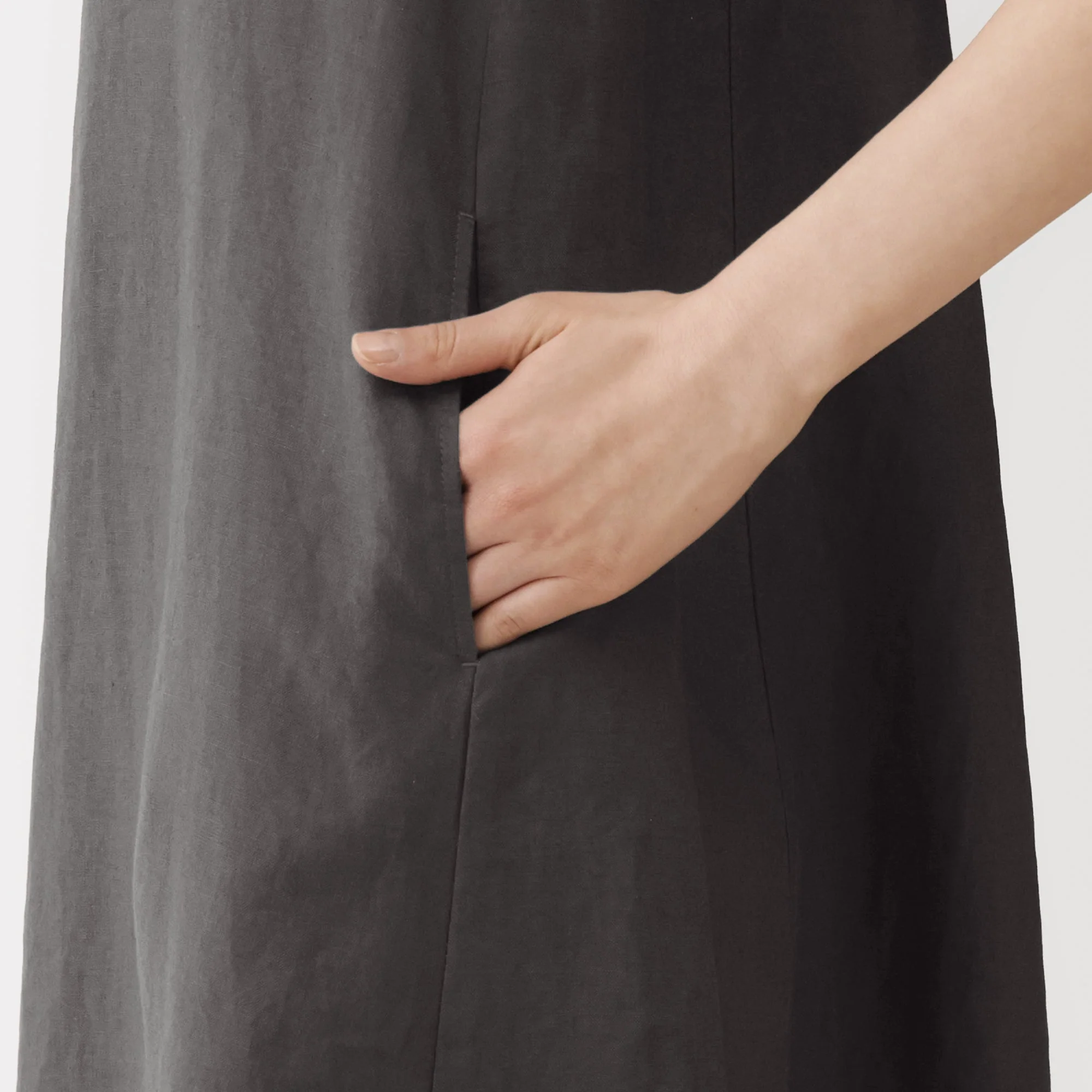 Linen Sleeveless Dress - Image 16