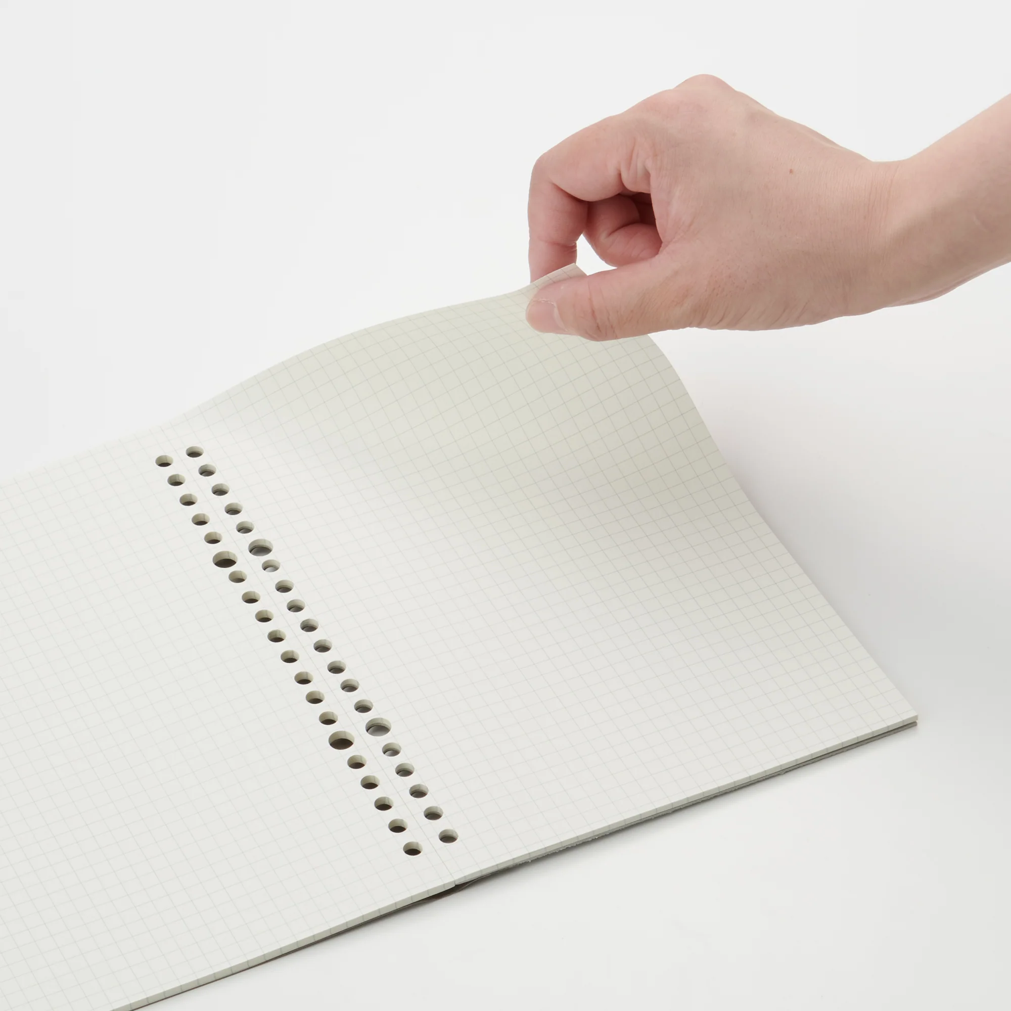 Loose Leaf Grid Paper Notebook Type 5mm - Image 4