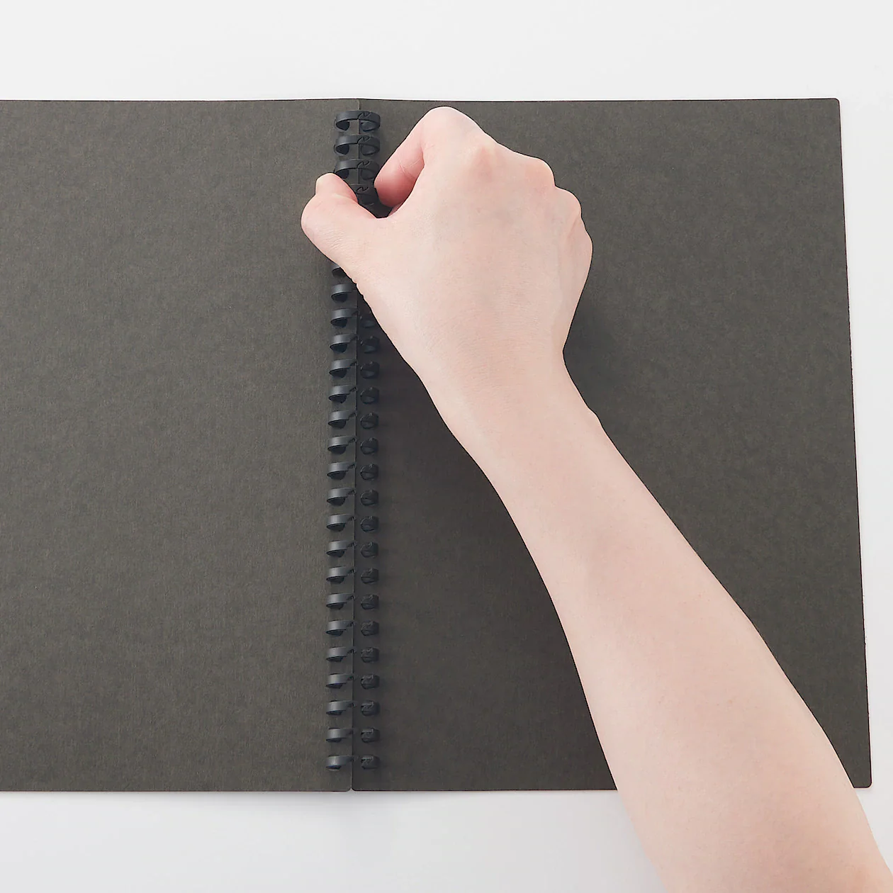 Kraft Cover for Loose Leaf Paper B5 26 Holes - Image 10