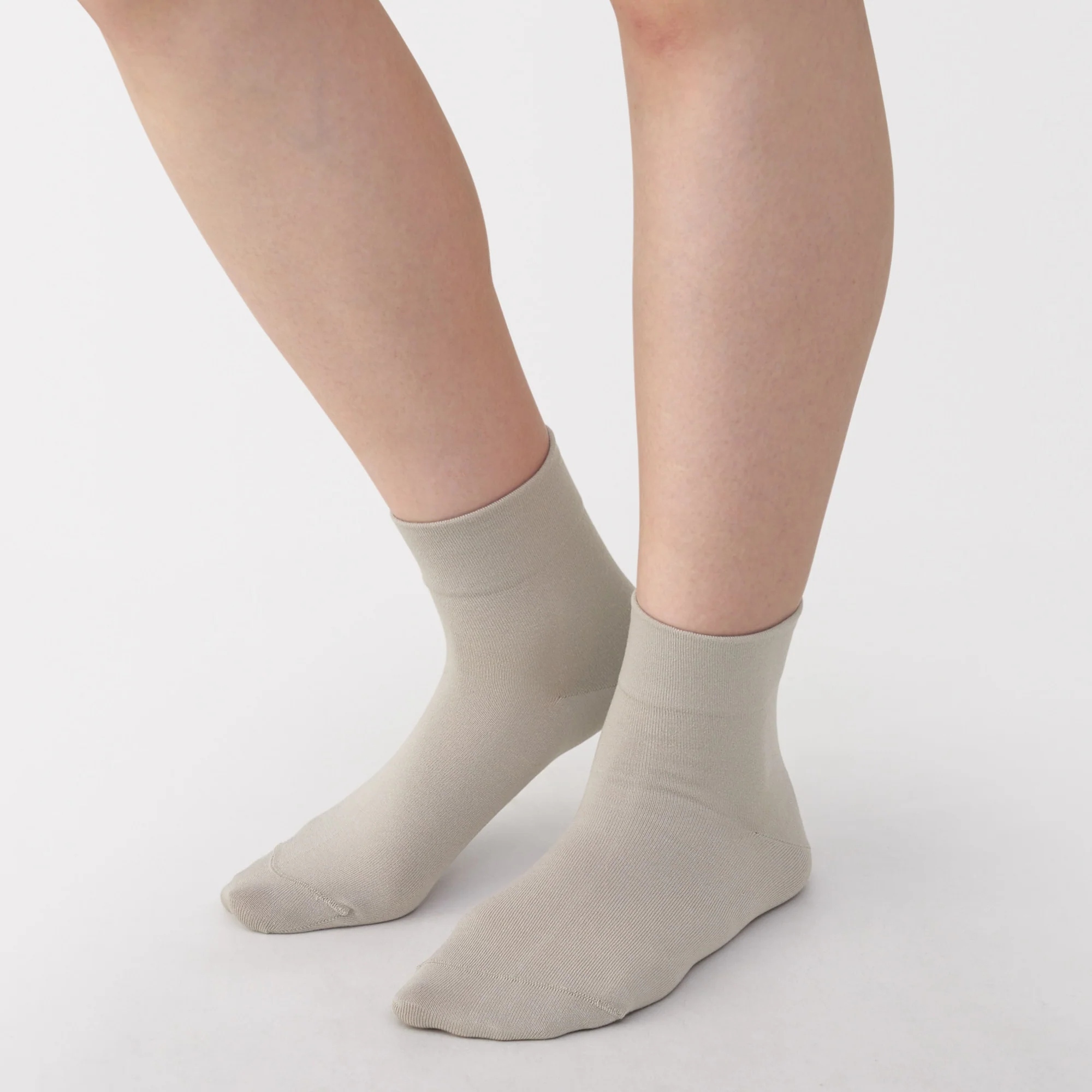 Loose Top Short Socks - Image 17