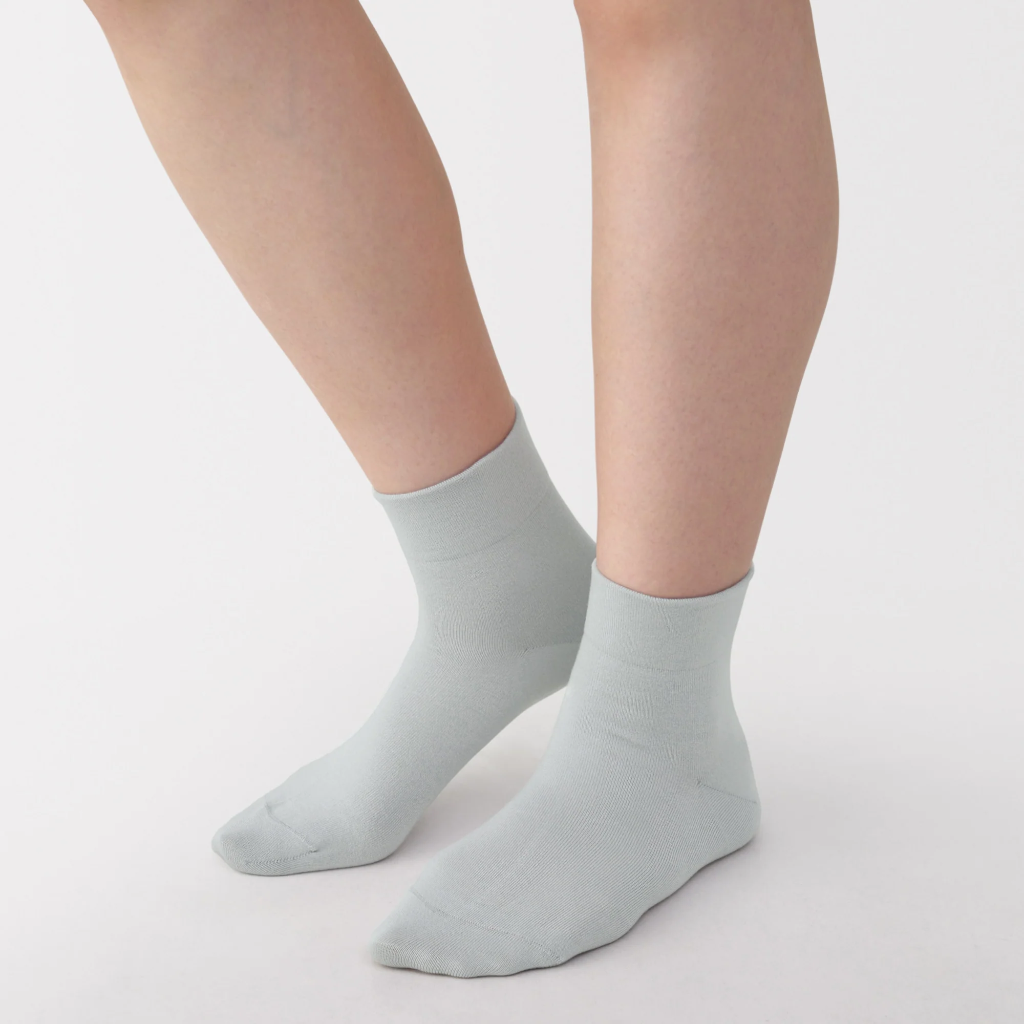 Loose Top Short Socks - Image 5