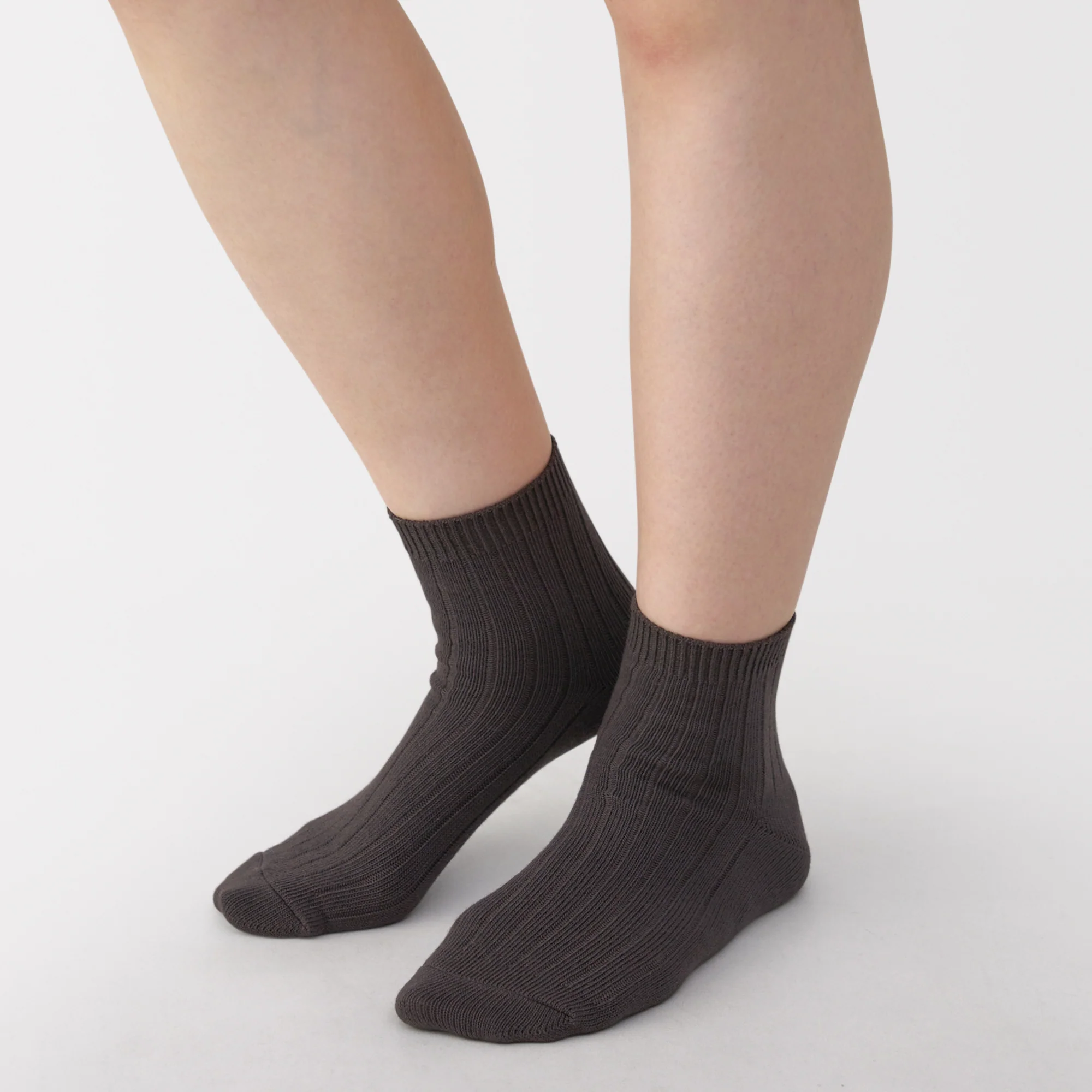 Loose Top Short Socks - Image 12