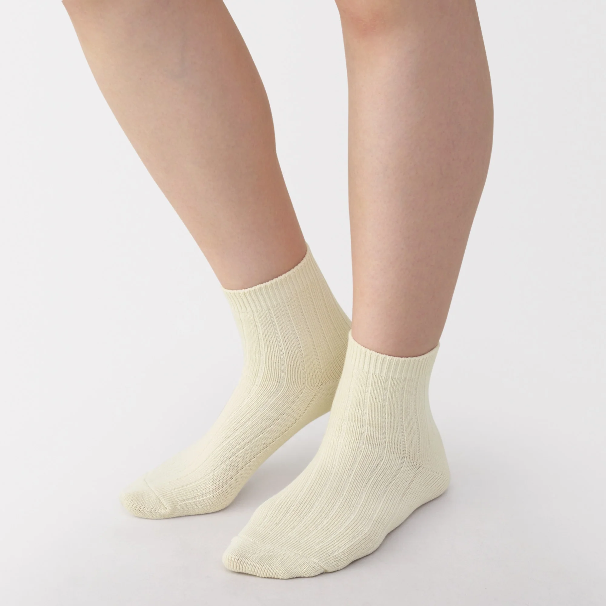 Loose Top Short Socks - Image 12