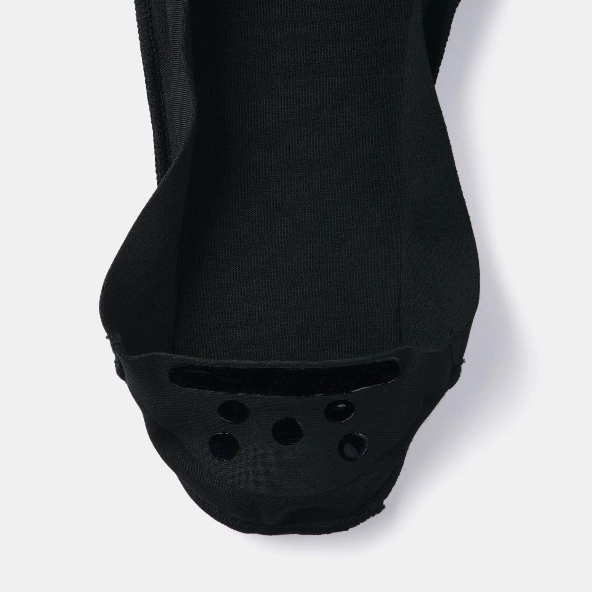 Low Cut No-Show Socks with Heel Grip - Image 13