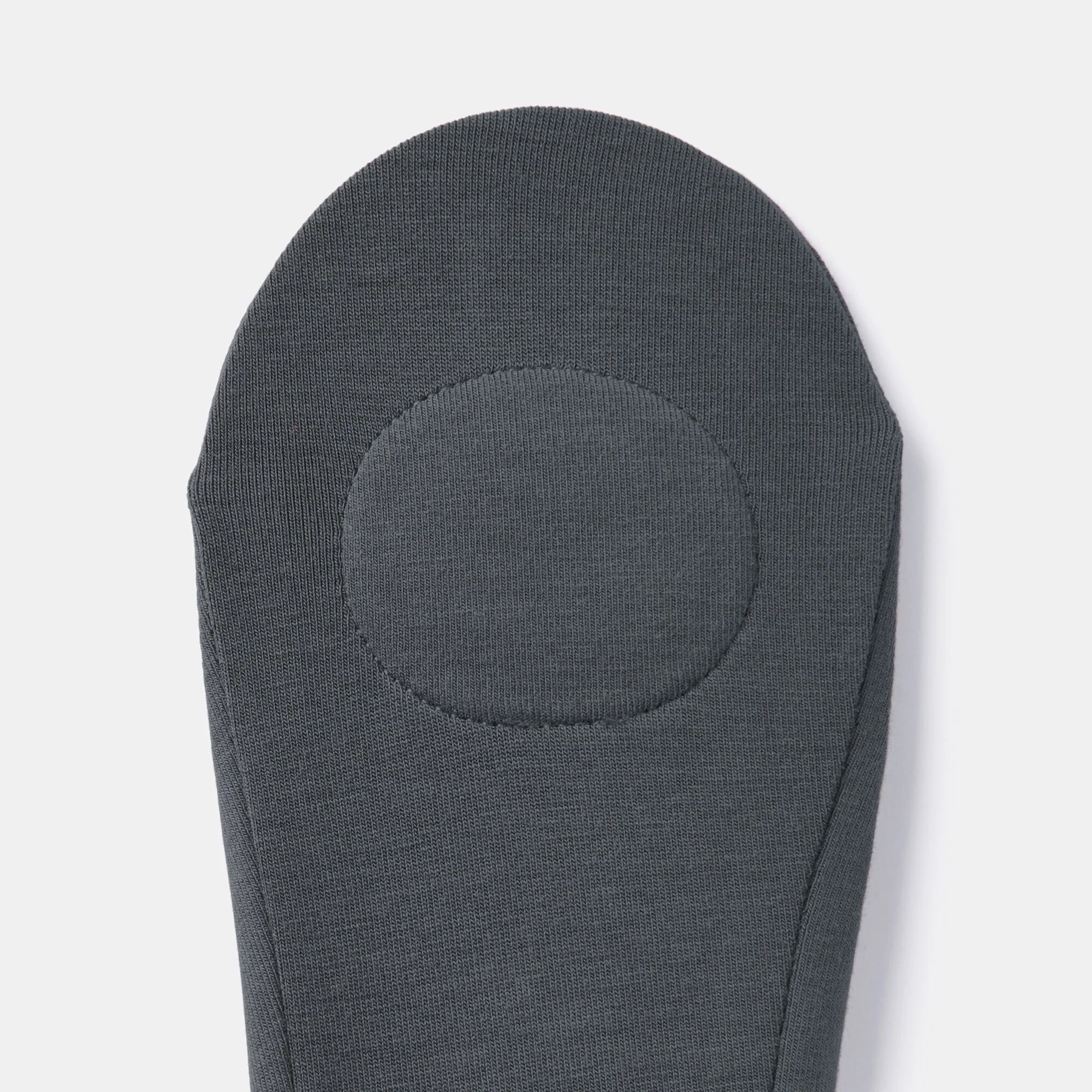 Low Cut No-Show Socks with Heel Grip - Image 9
