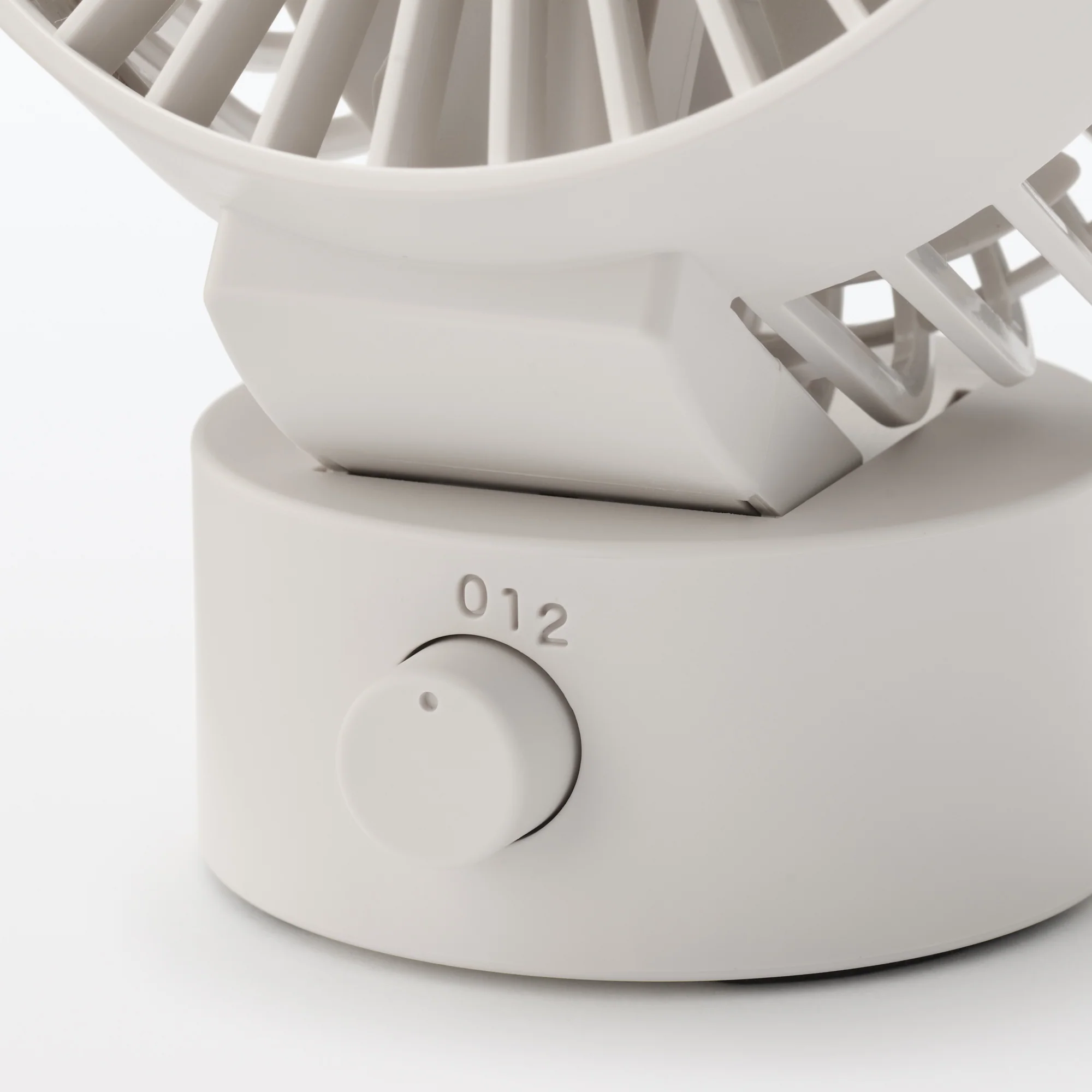 Low Noise USB Desk Fan - Image 6