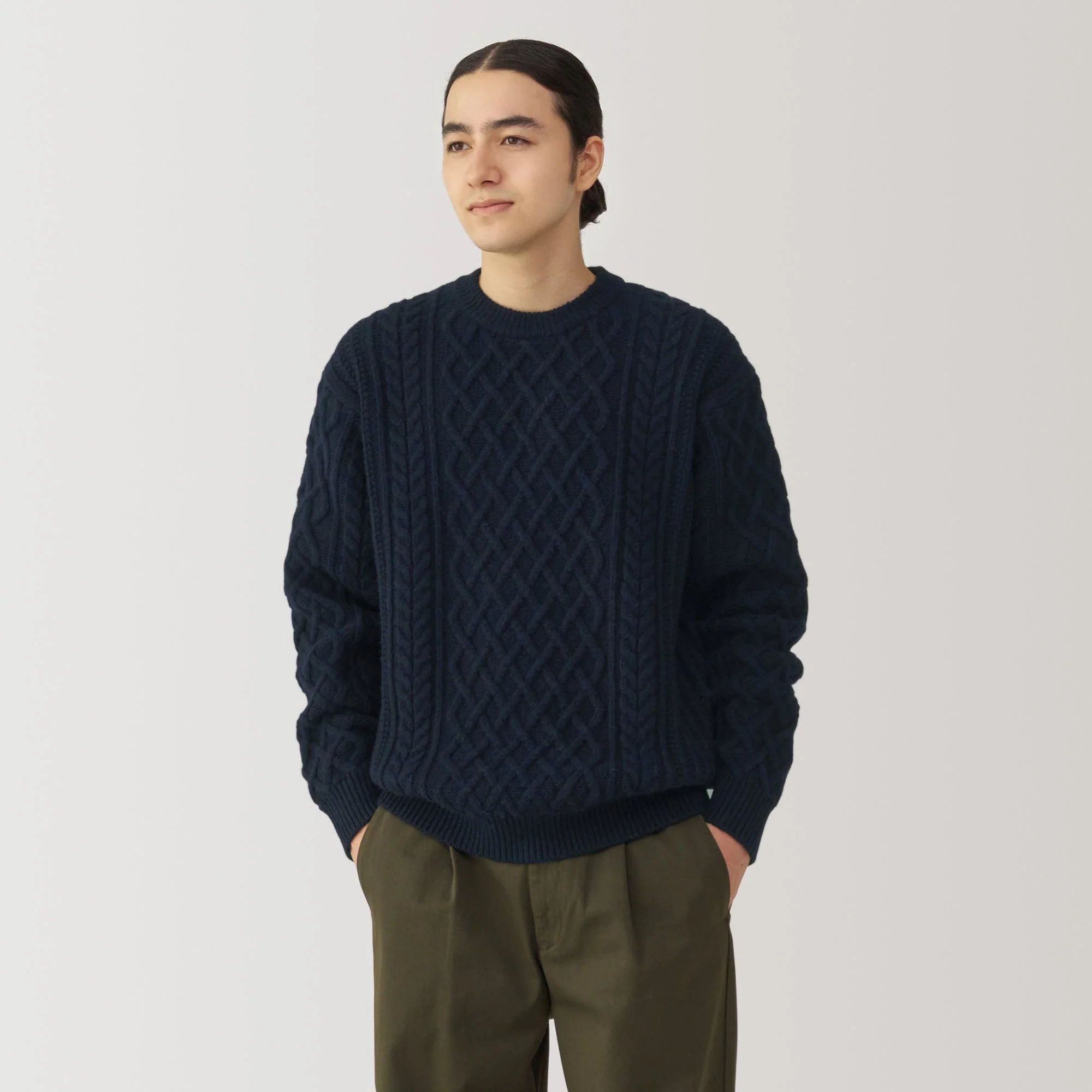 Men's Andes Wool Cable Knit Crew Neck Sweater - Image 17