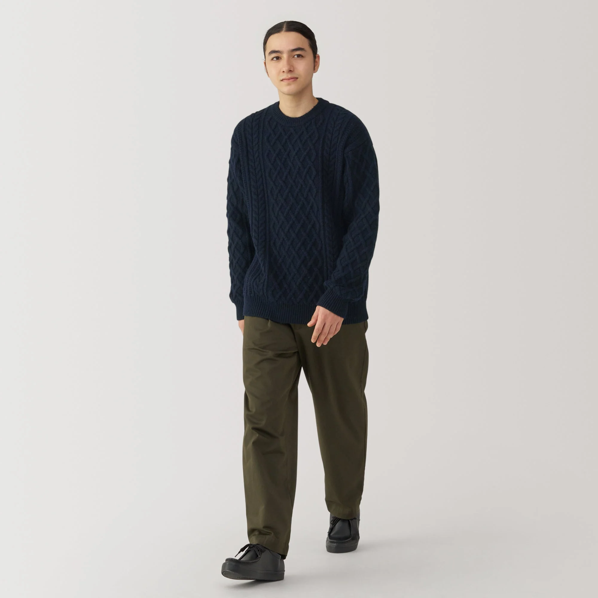 Men's Andes Wool Cable Knit Crew Neck Sweater - Image 18