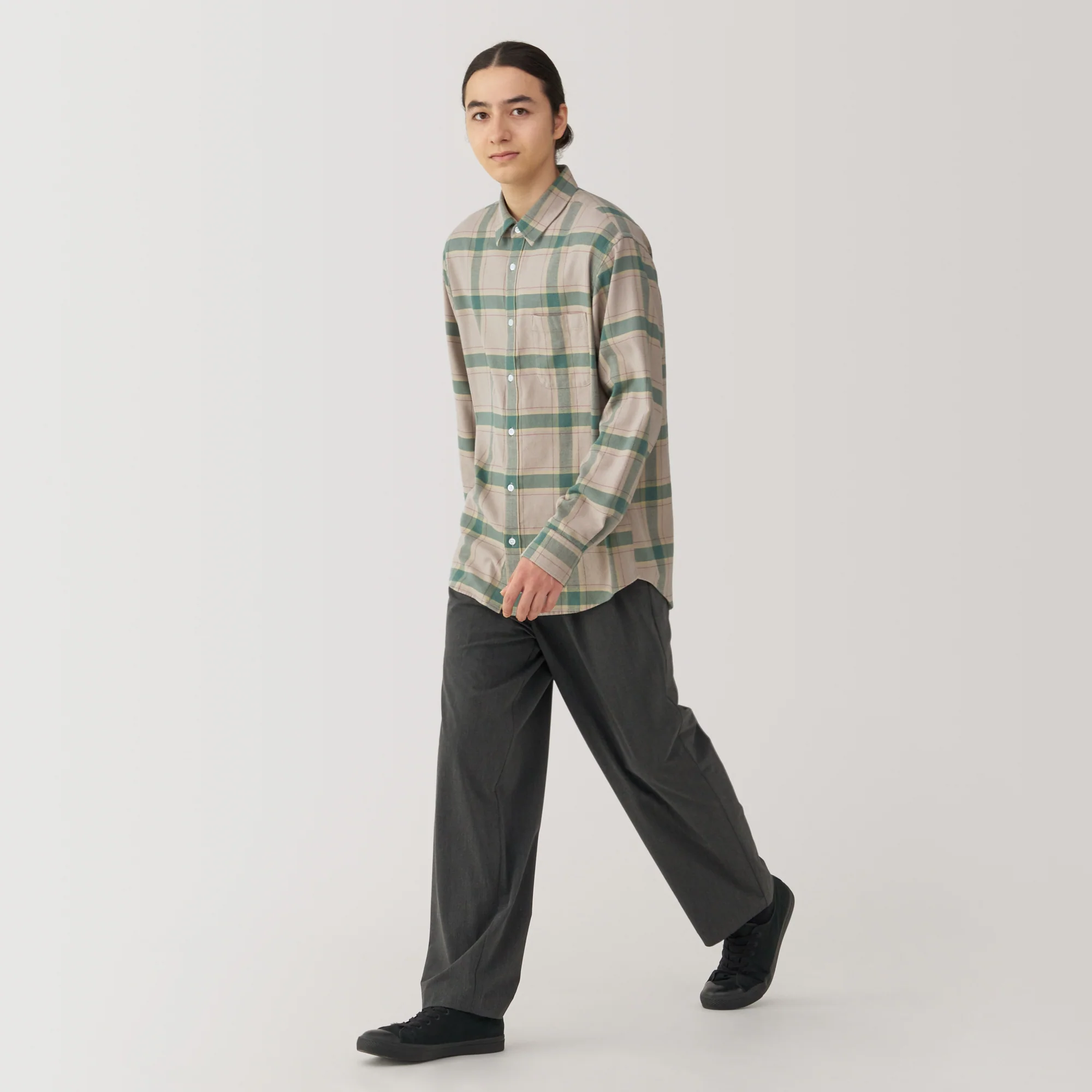 Men's Flannel Long Sleeve Patterned Shirt - Image 4