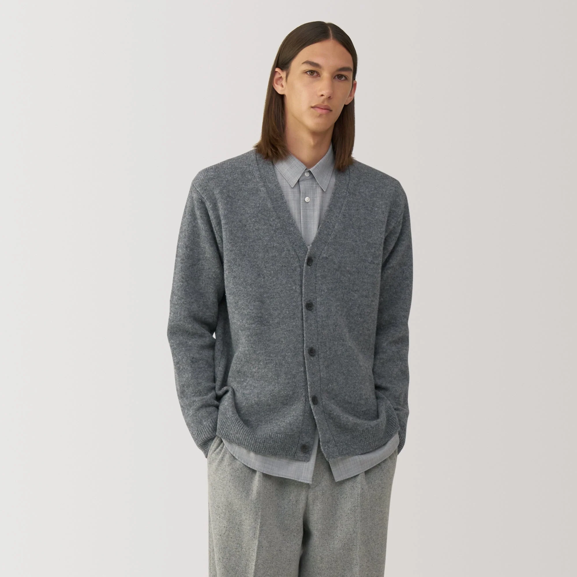 Labo Men's Milled Wool V Neck Cardigan - Image 10