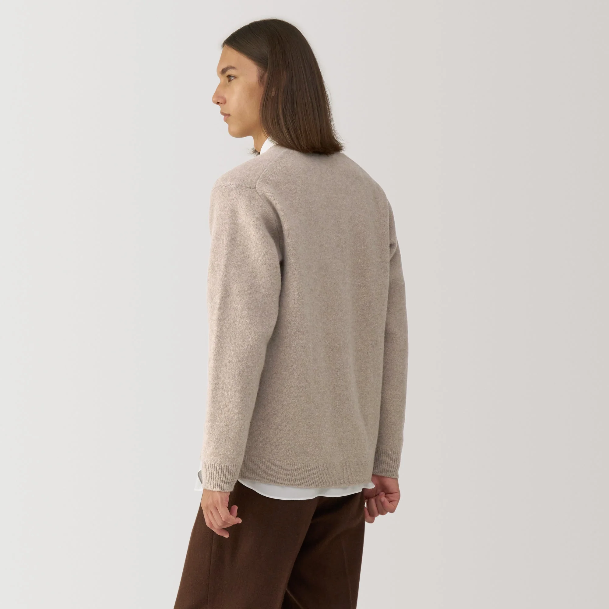 Labo Men's Milled Wool V Neck Cardigan - Image 19