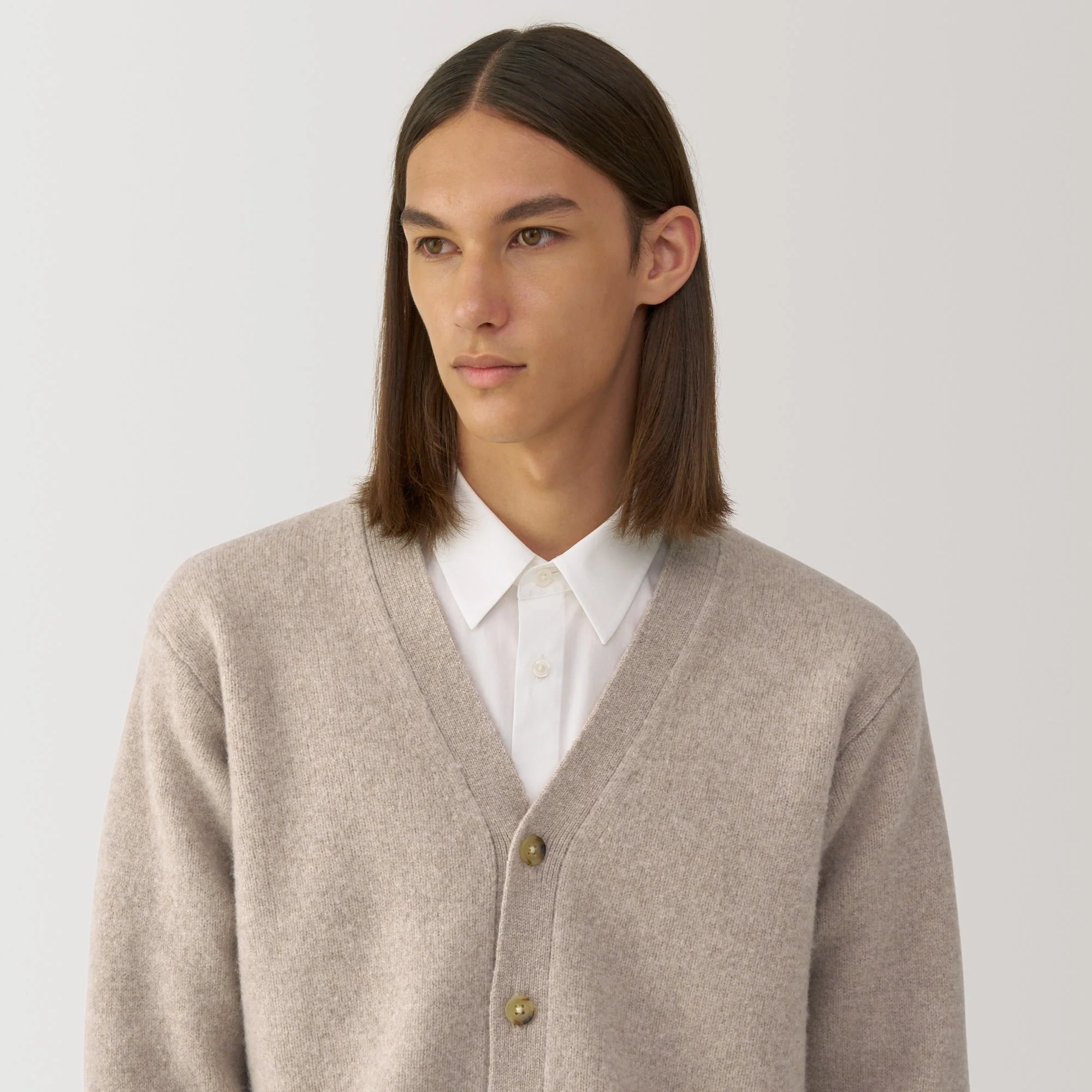 Labo Men's Milled Wool V Neck Cardigan - Image 20
