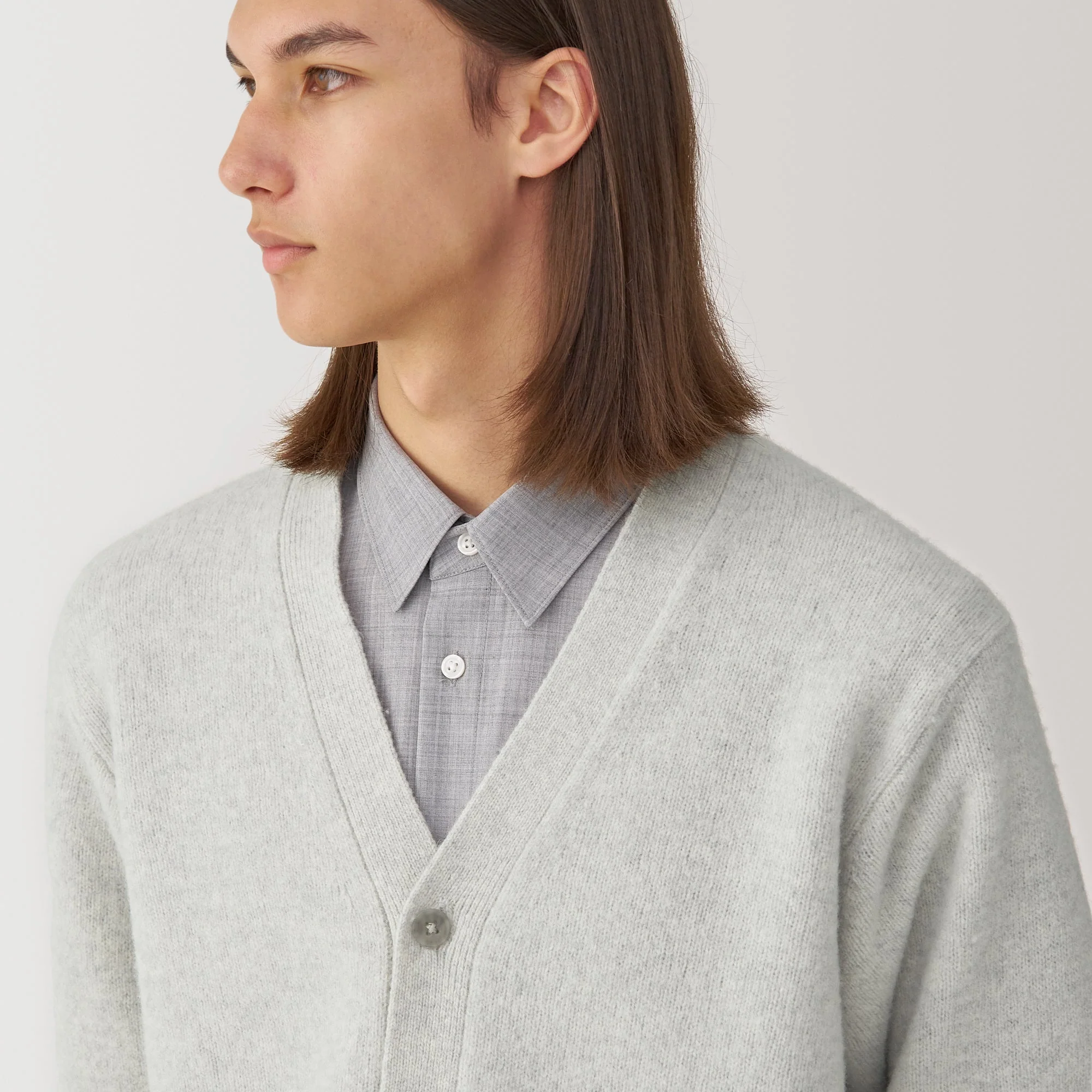 Labo Men's Milled Wool V Neck Cardigan - Image 6
